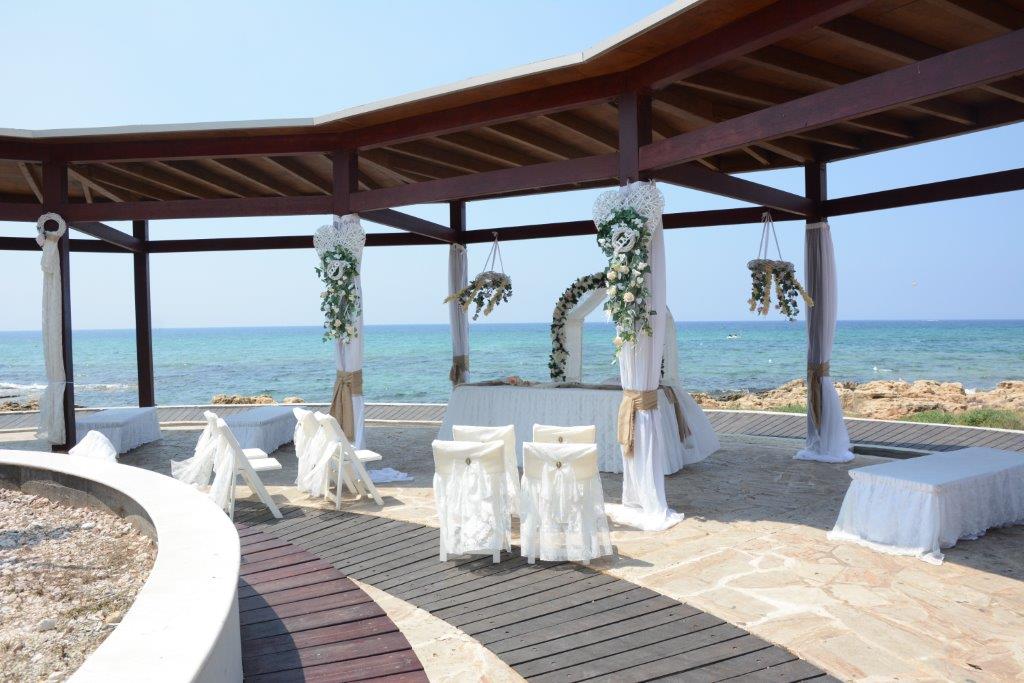 Book your wedding day in Poseidon Venue