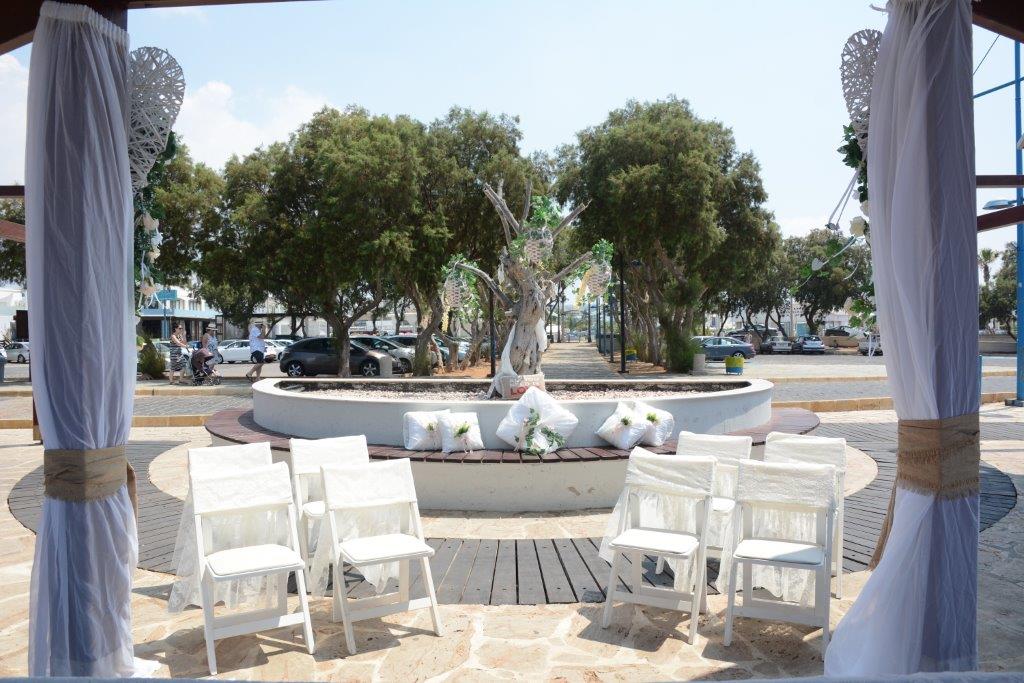 Book your wedding day in Poseidon Venue