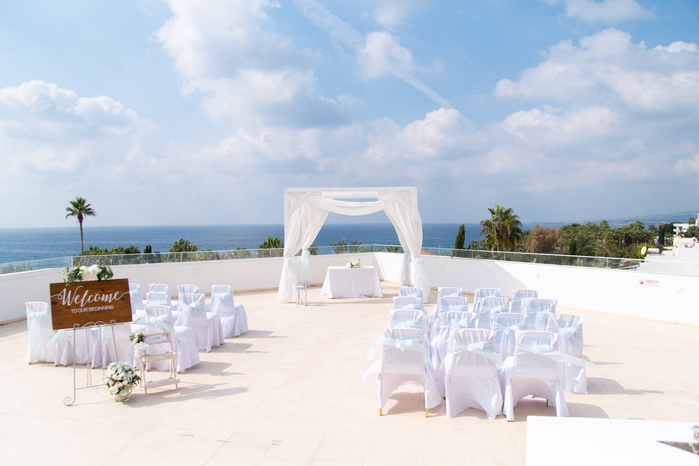 Book your wedding day in Laura Beach & Splash Resort