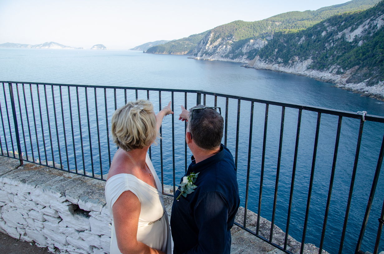 Book your wedding day in Church of Agios Ioannis Kastri Skopelos