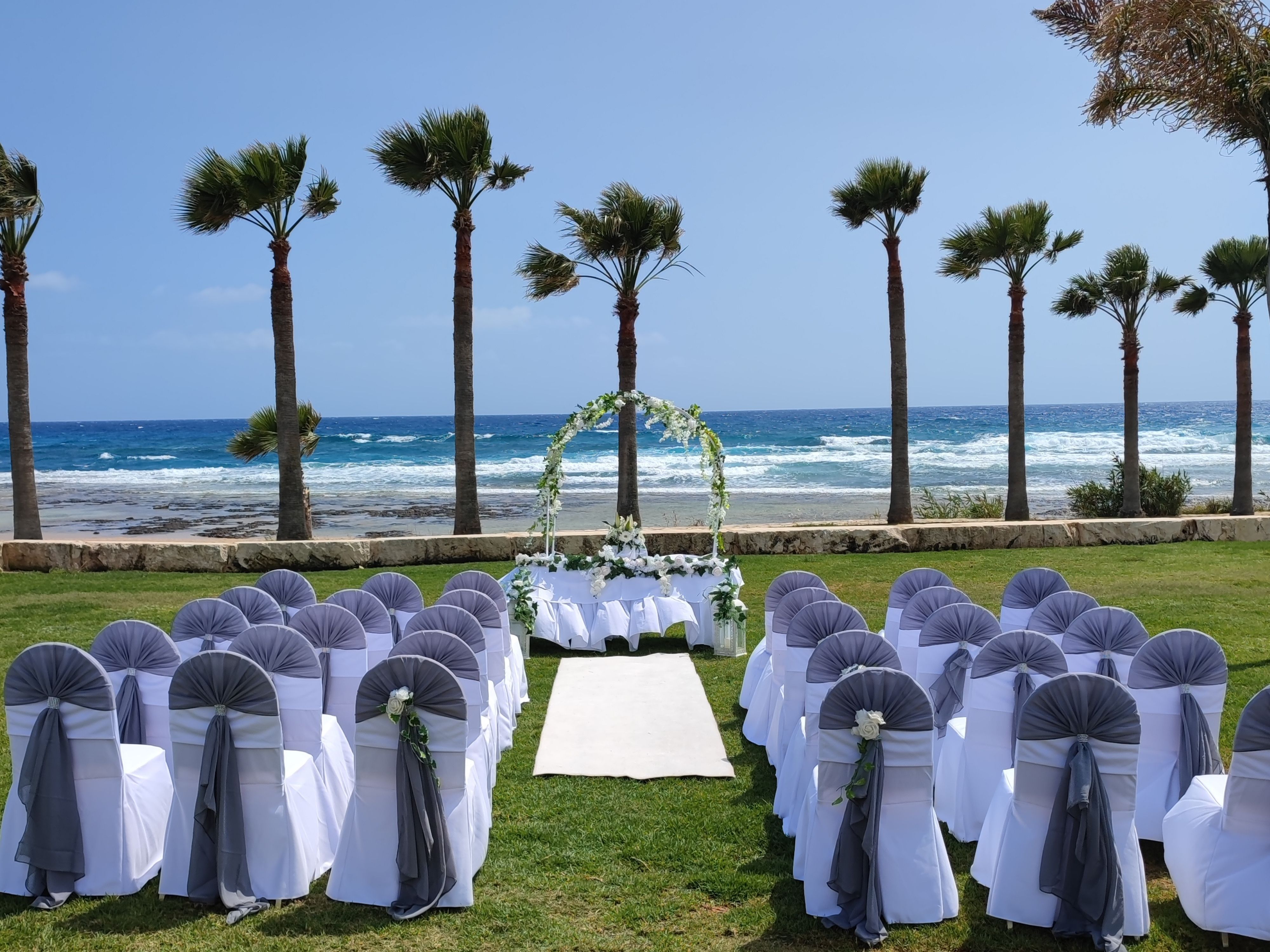 Book your wedding day in Atlantica Mare Village 