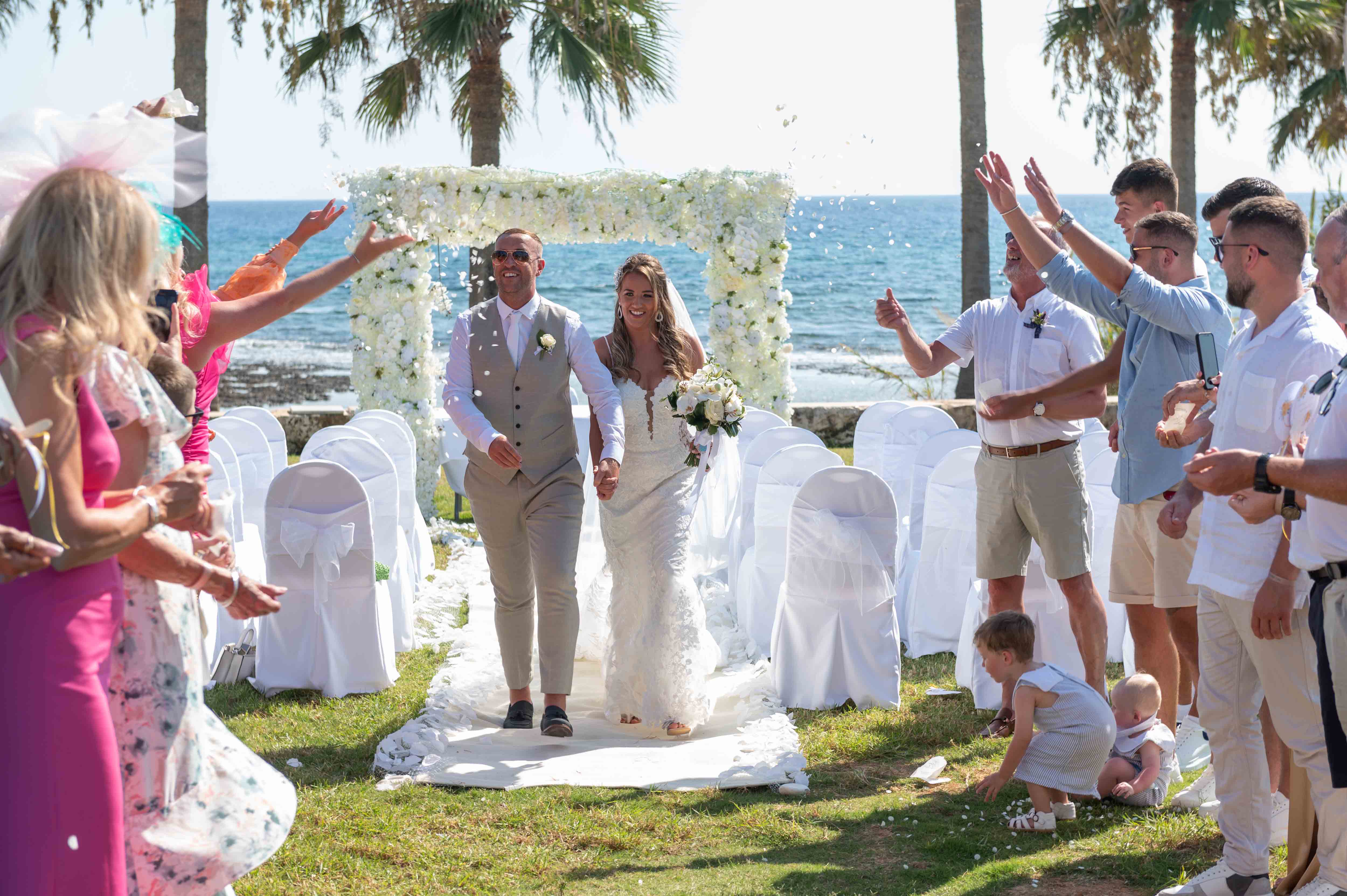 Book your wedding day in Atlantica Mare Village 