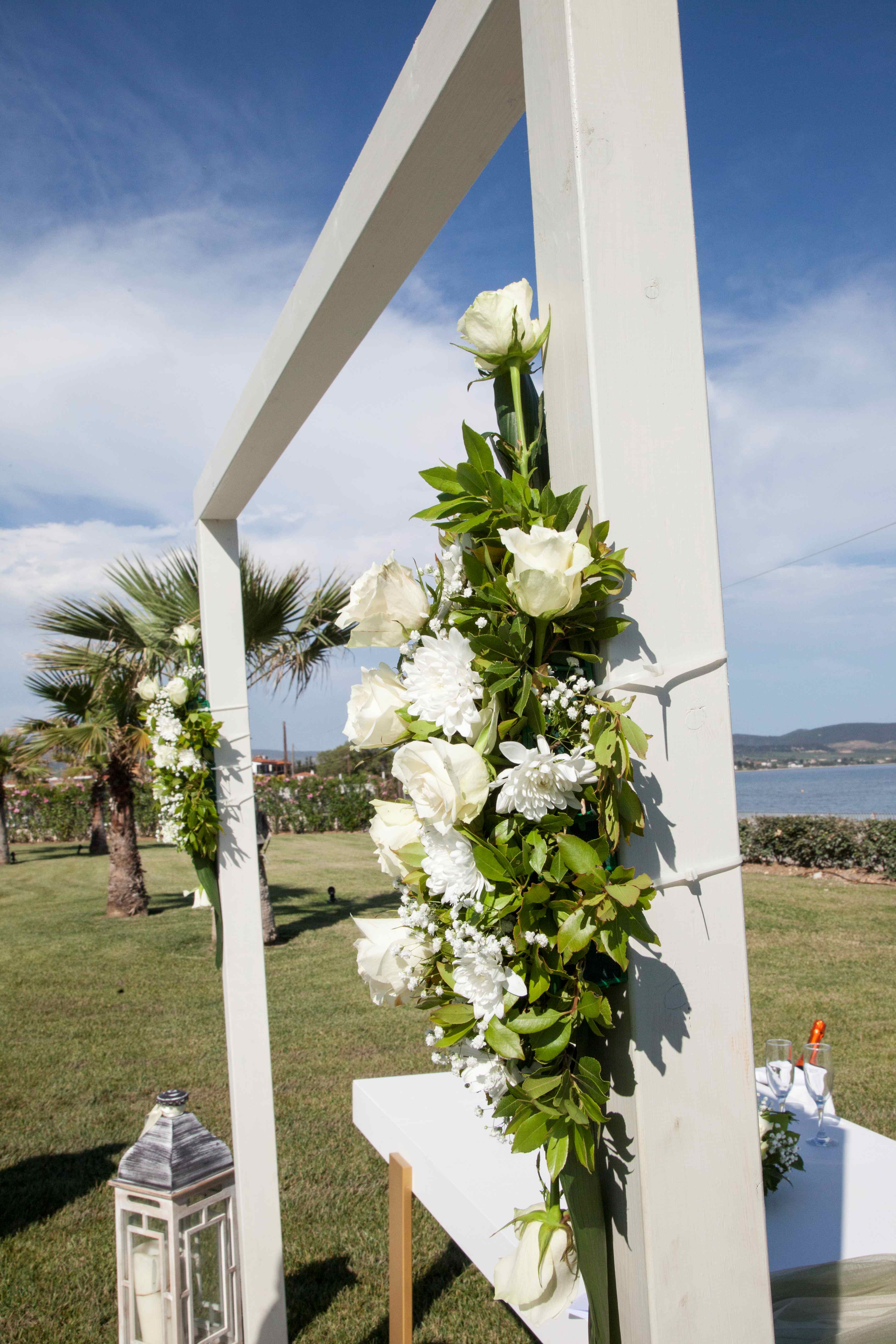 Book your wedding day in Blue Lagoon Queen