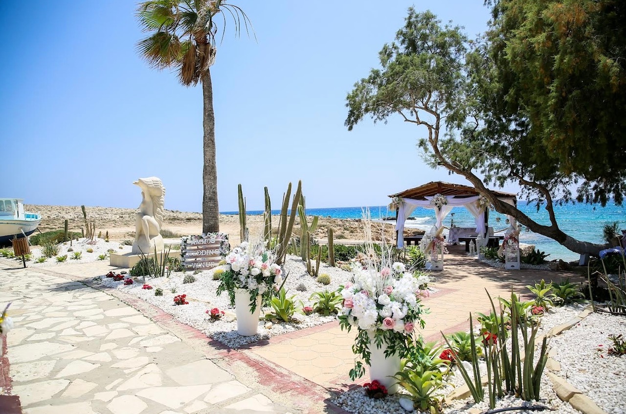 Book your wedding day in Venue Ammos (Kampouri) Main Venue & Beach Venue