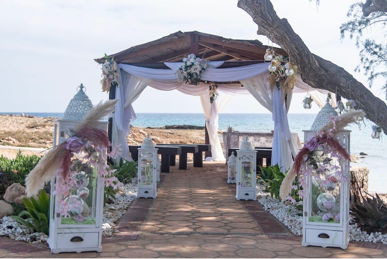 Book your wedding day in Venue Ammos (Kampouri) Main Venue & Beach Venue