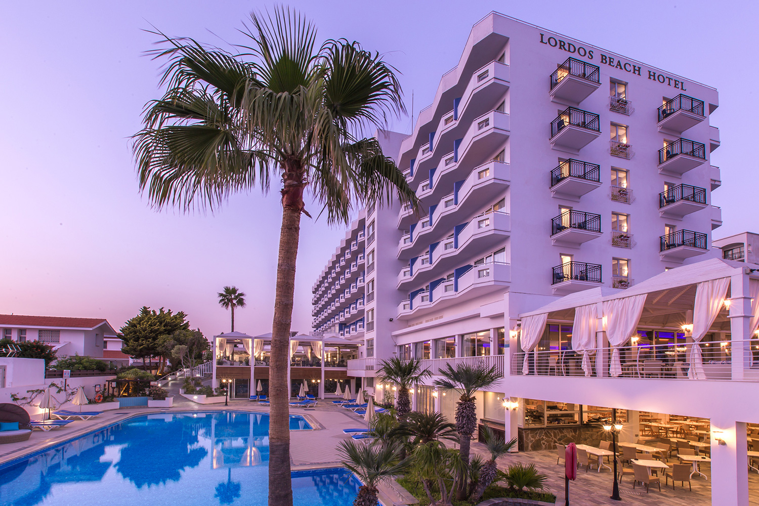 Book your wedding day in Lordos Beach Hotel Larnaca