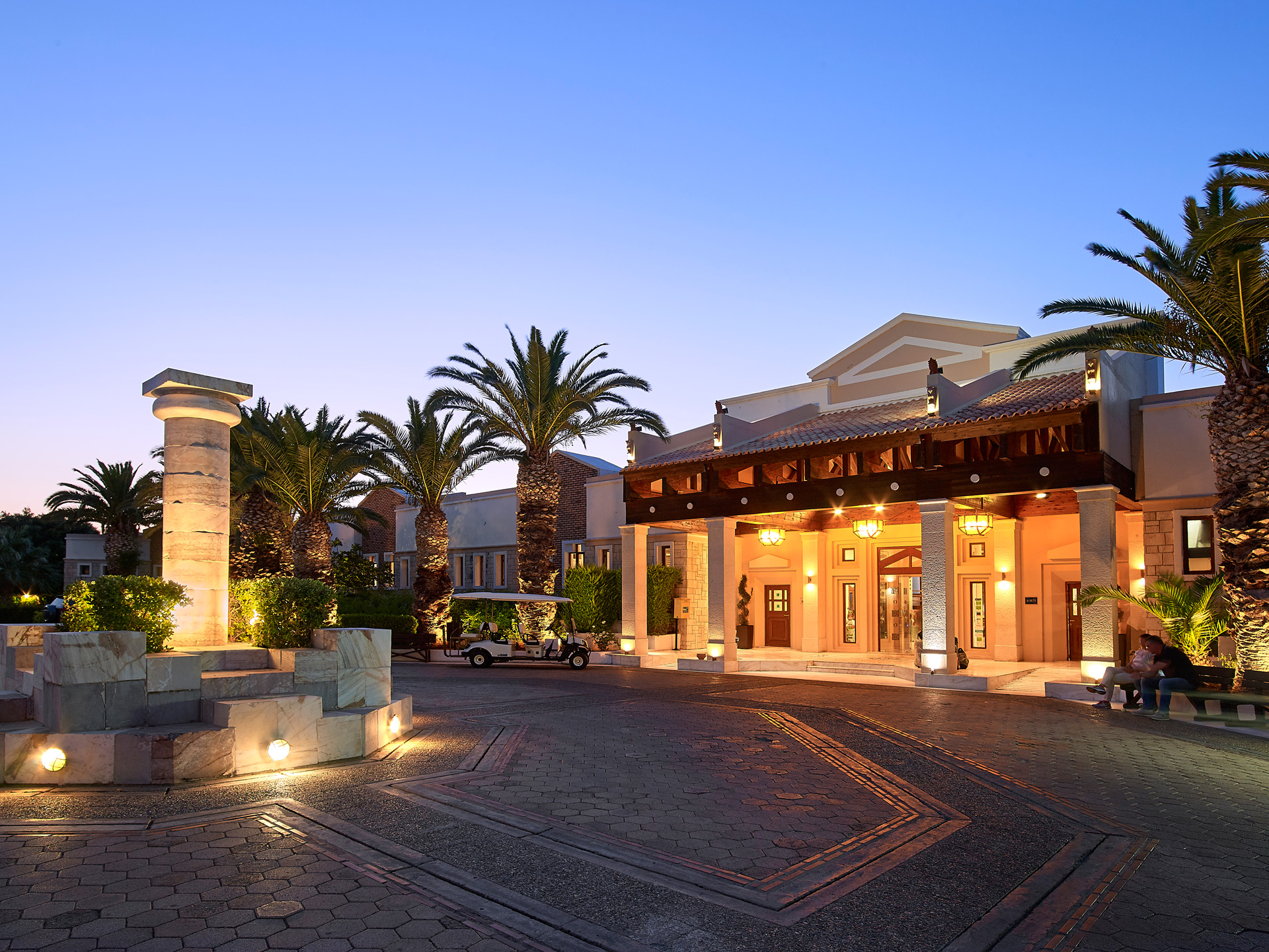 Book your wedding day in Knossos Royal Crete