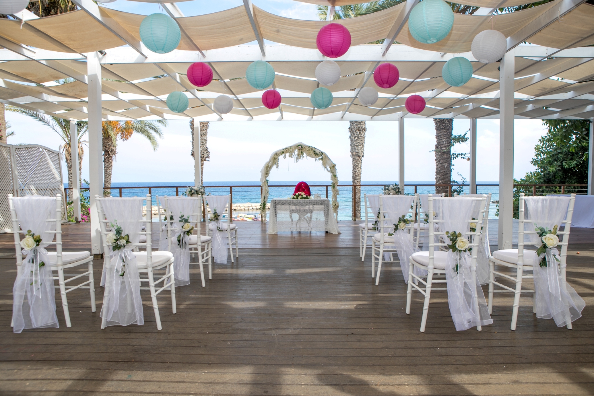 Book your wedding day in Golden Coast Beach Hotel