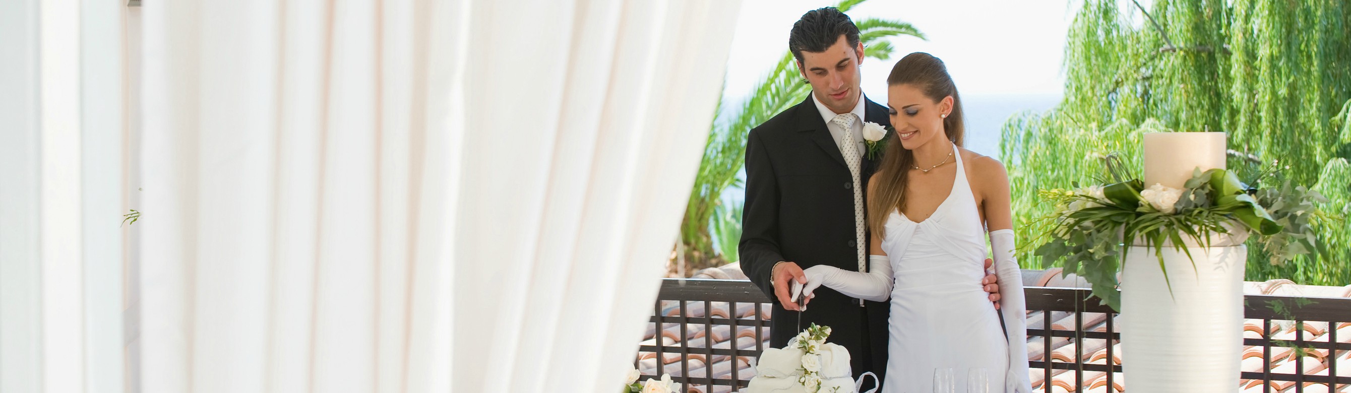 Book your wedding day in Mediterranean Beach Hotel Limassol