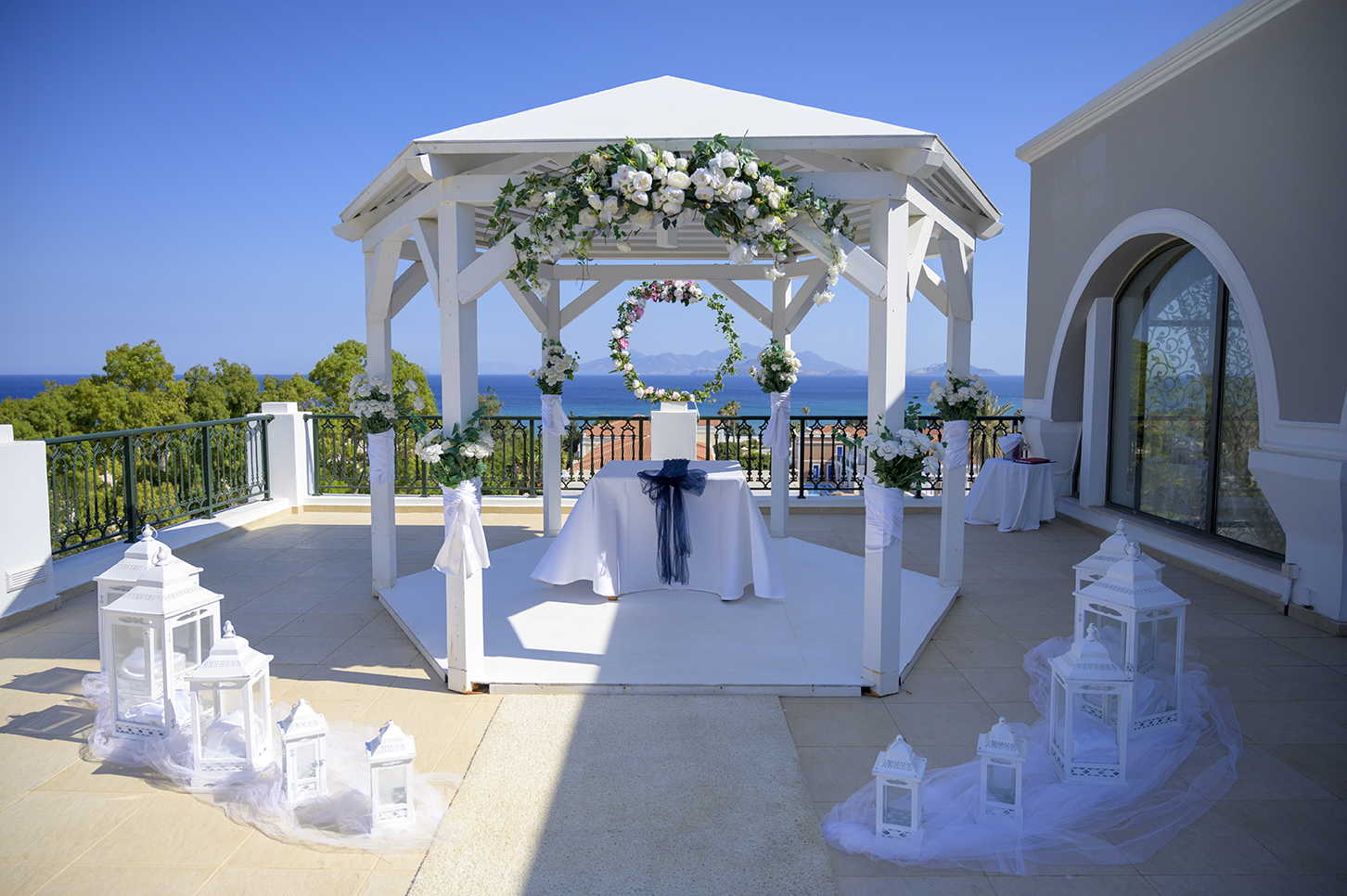 Book your wedding day in Porto Bello Beach