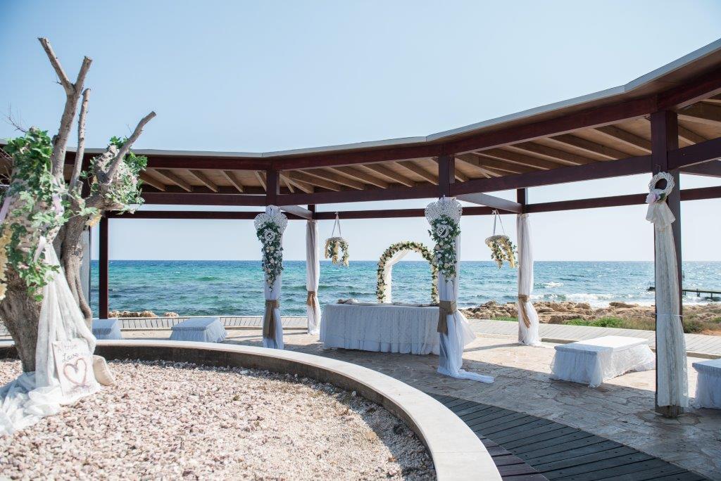 Book your wedding day in Poseidon Venue