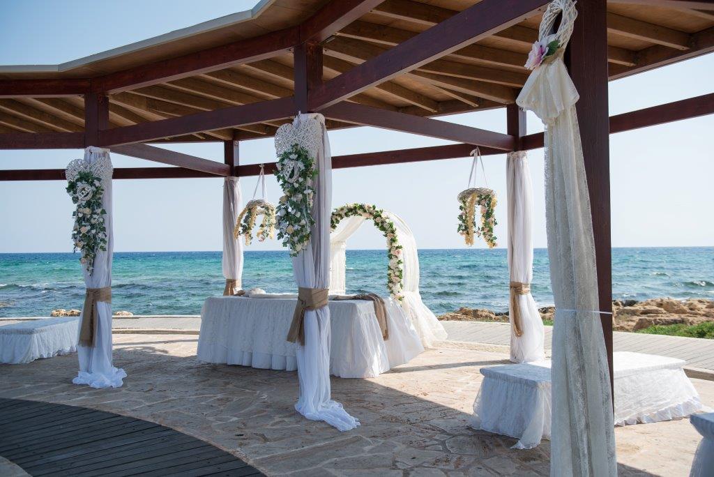 Book your wedding day in Poseidon Venue