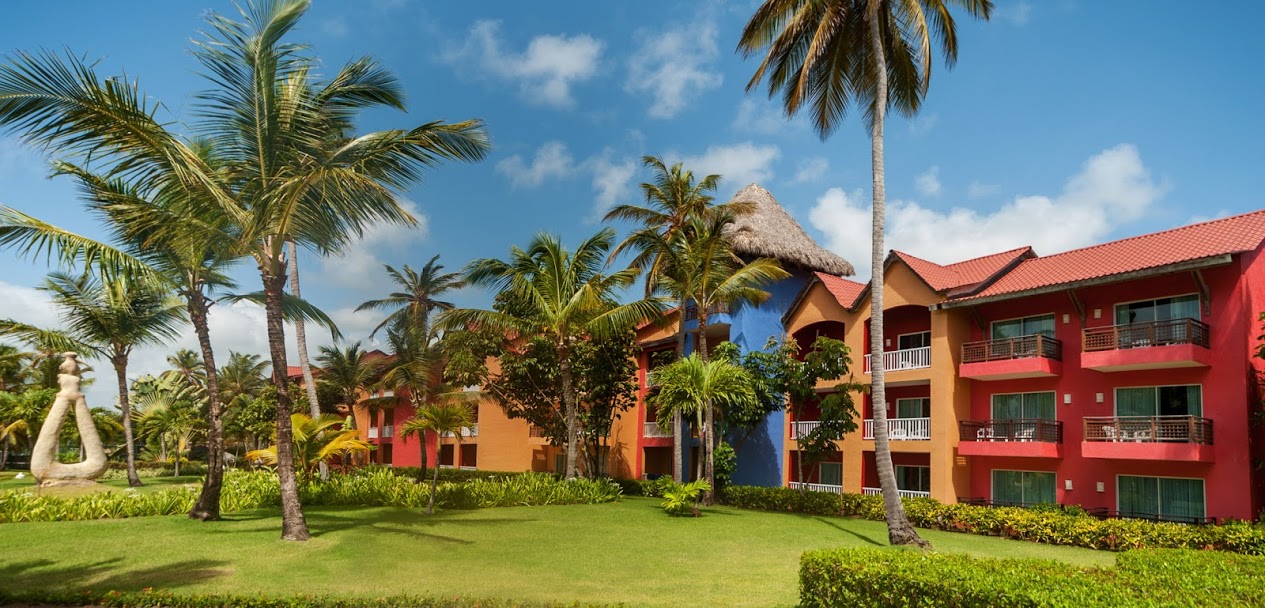 Book your wedding day in Caribe Club Princess Beach Resort & Spa