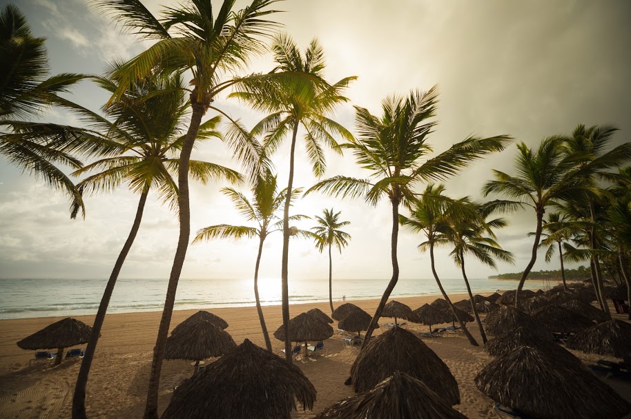 Book your wedding day in Caribe Club Princess Beach Resort & Spa