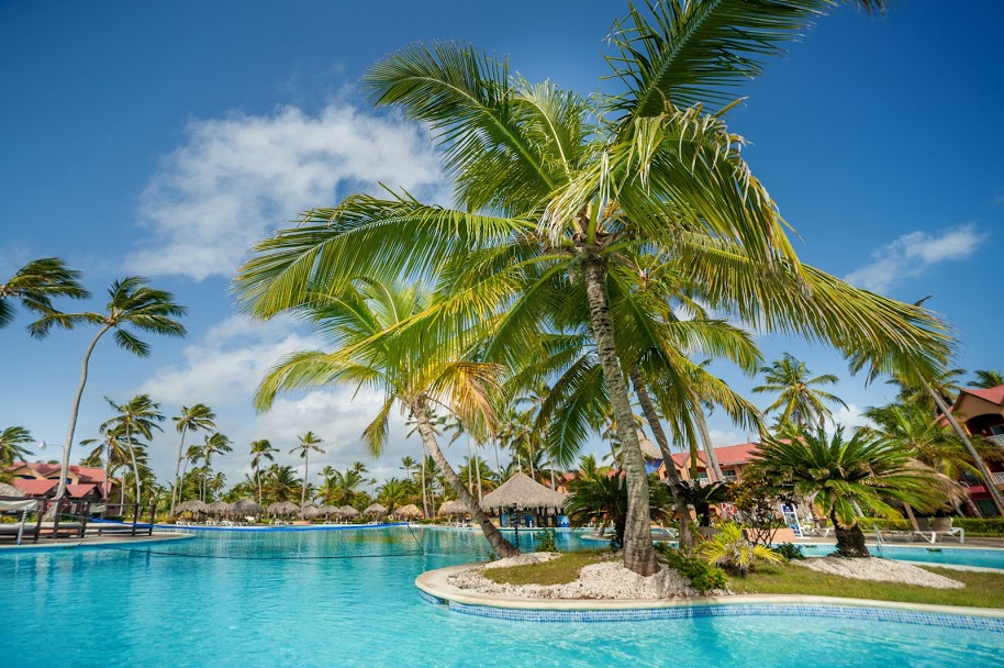 Book your wedding day in Caribe Club Princess Beach Resort & Spa