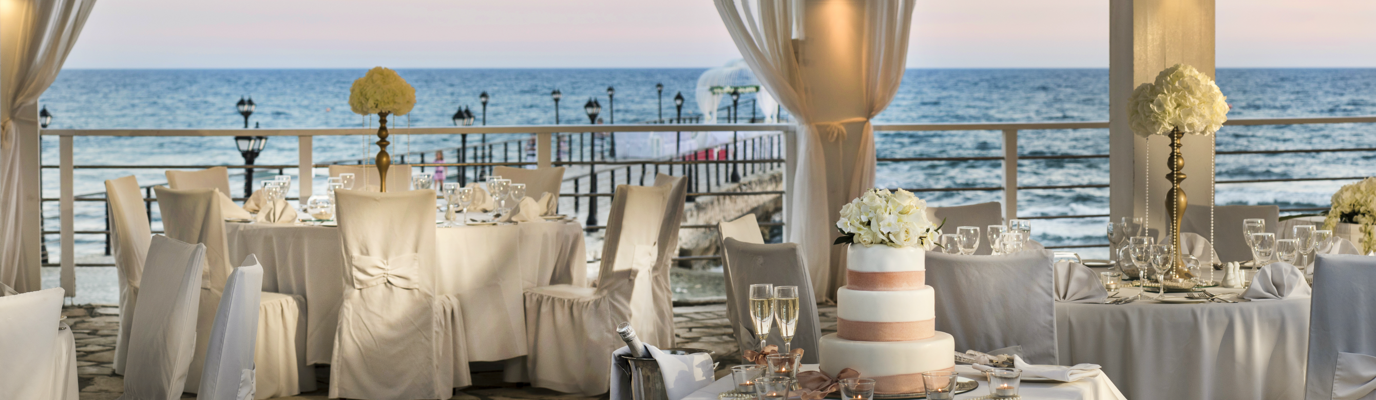 Book your wedding day in Elias Beach Hotel Limassol