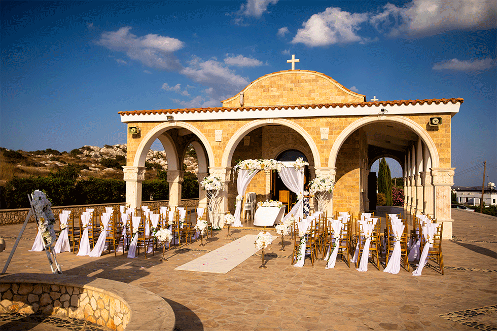 Book your wedding day in Ayios Epifanios