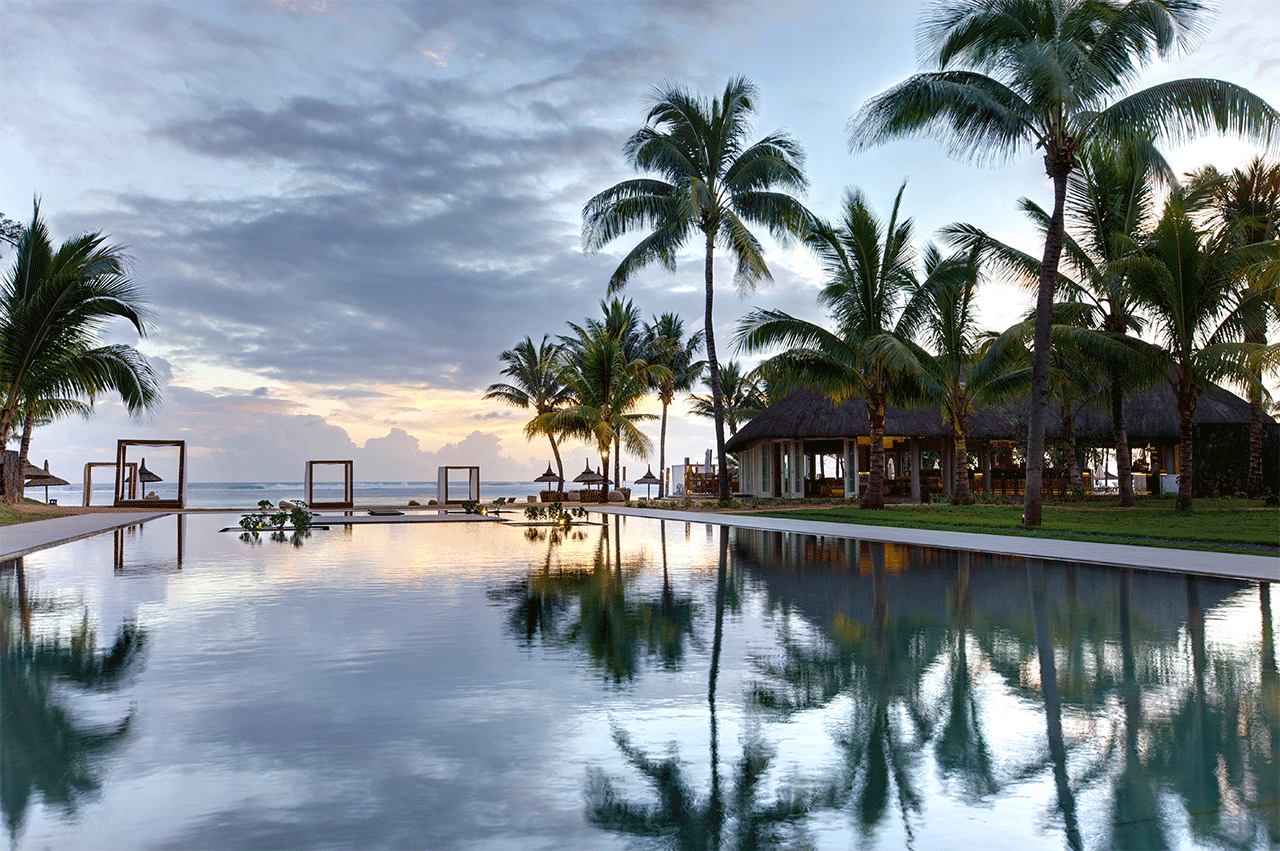 Book your wedding day in Outrigger Mauritius Beach Resort