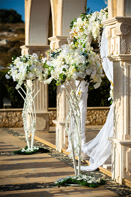 Book your wedding day in Ayios Epifanios