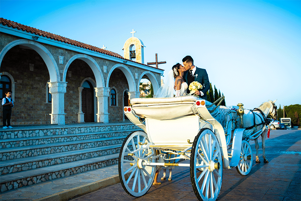 Book your wedding day in Ayios Epifanios
