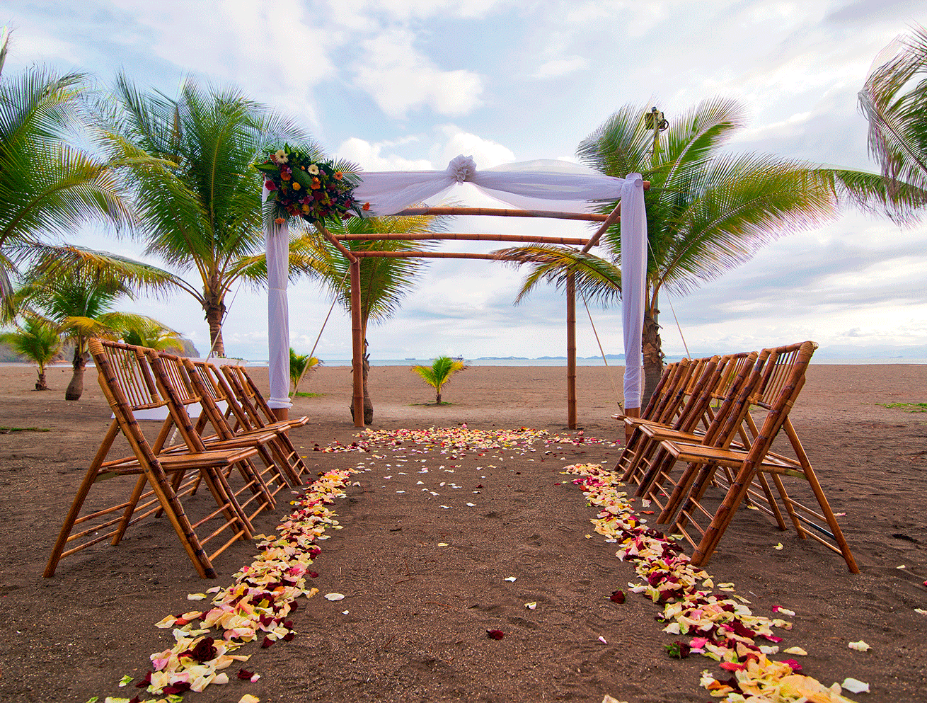 Book your wedding day in Fiesta Resort