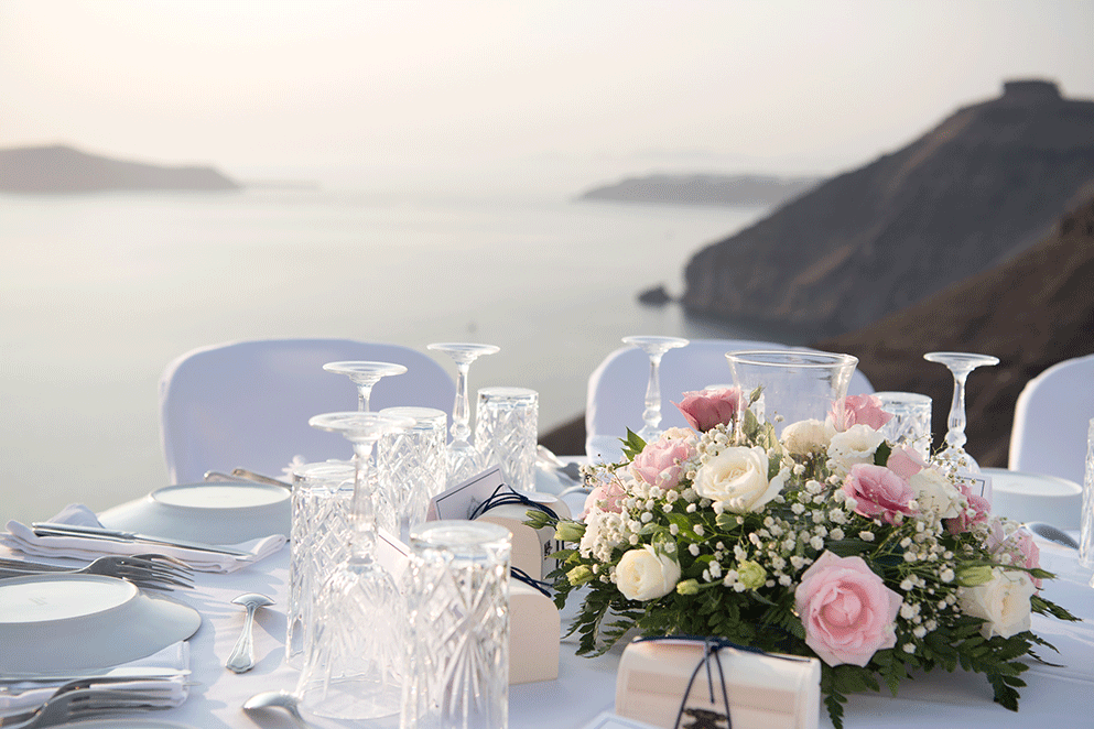 Book your wedding day in Athina Luxury Suites