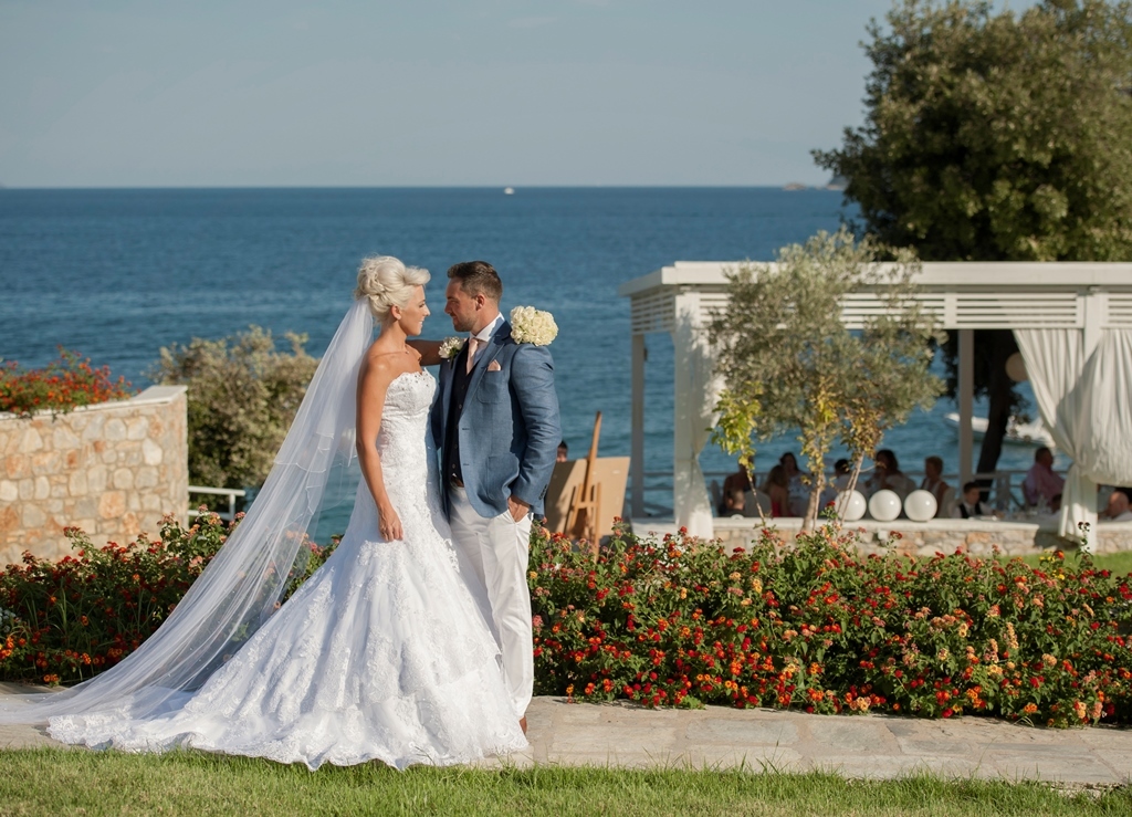 Book your wedding day in Kassandra Bay Resort Skiathos