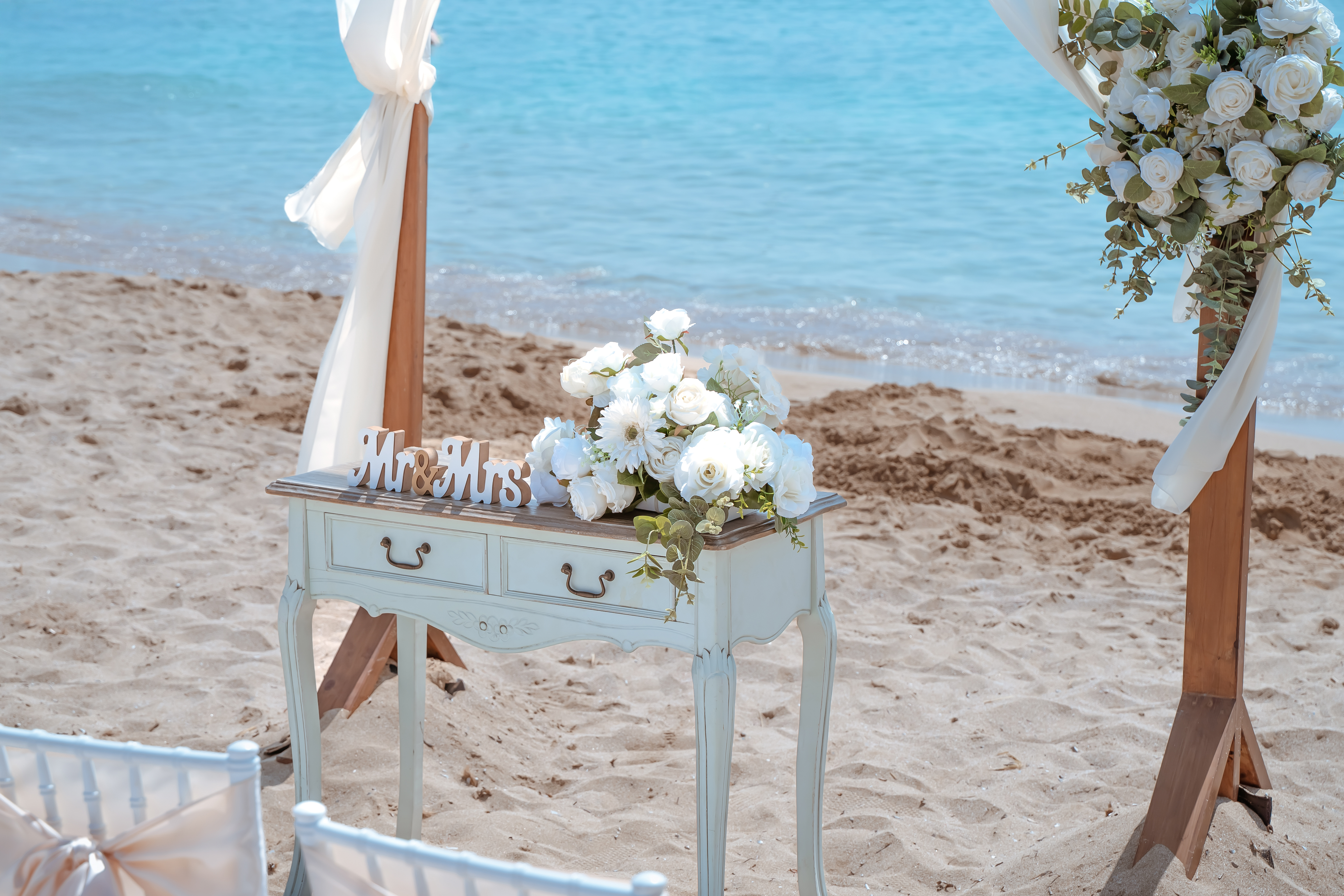 Book your wedding day in Venus Beach Hotel