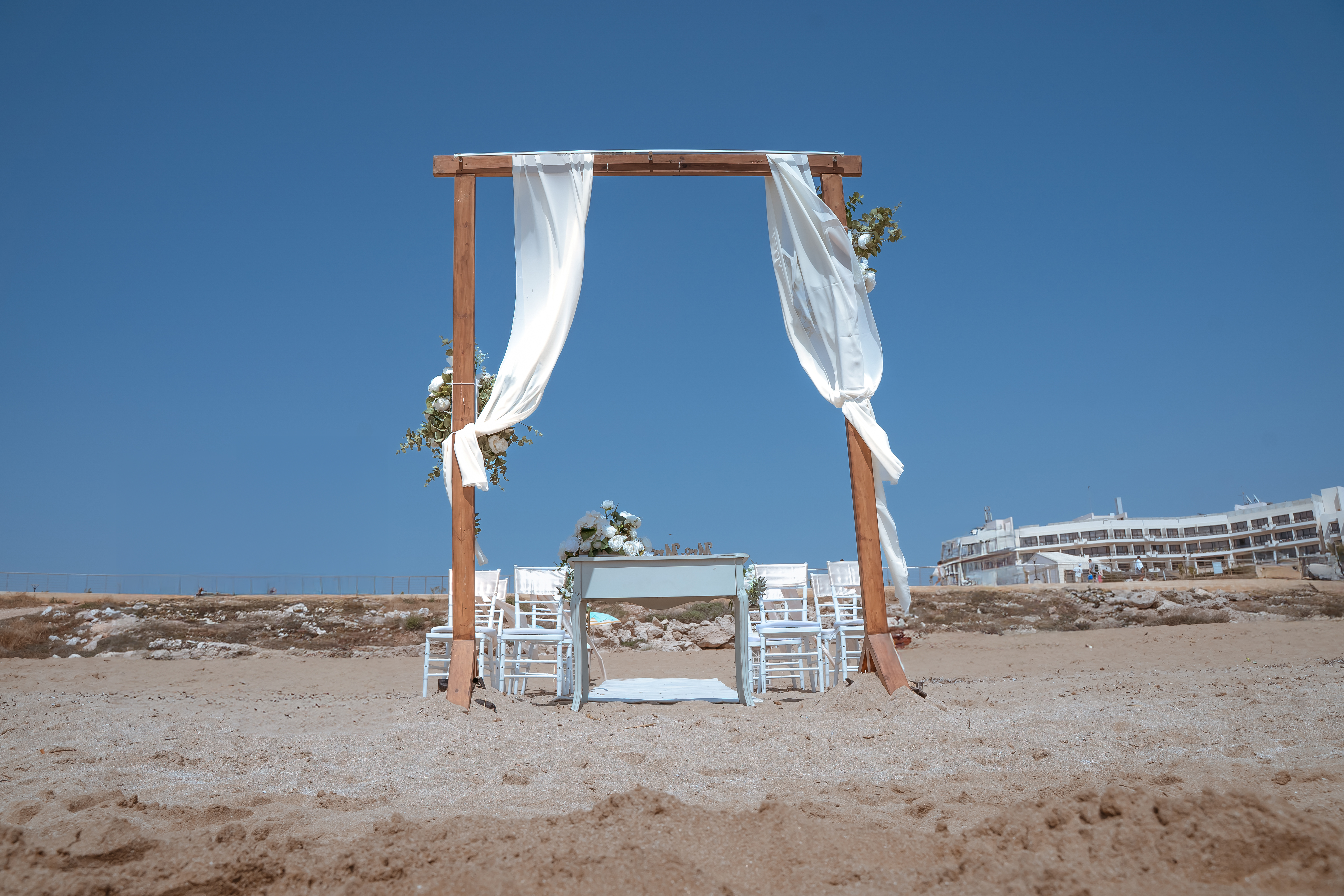 Book your wedding day in Venus Beach Hotel