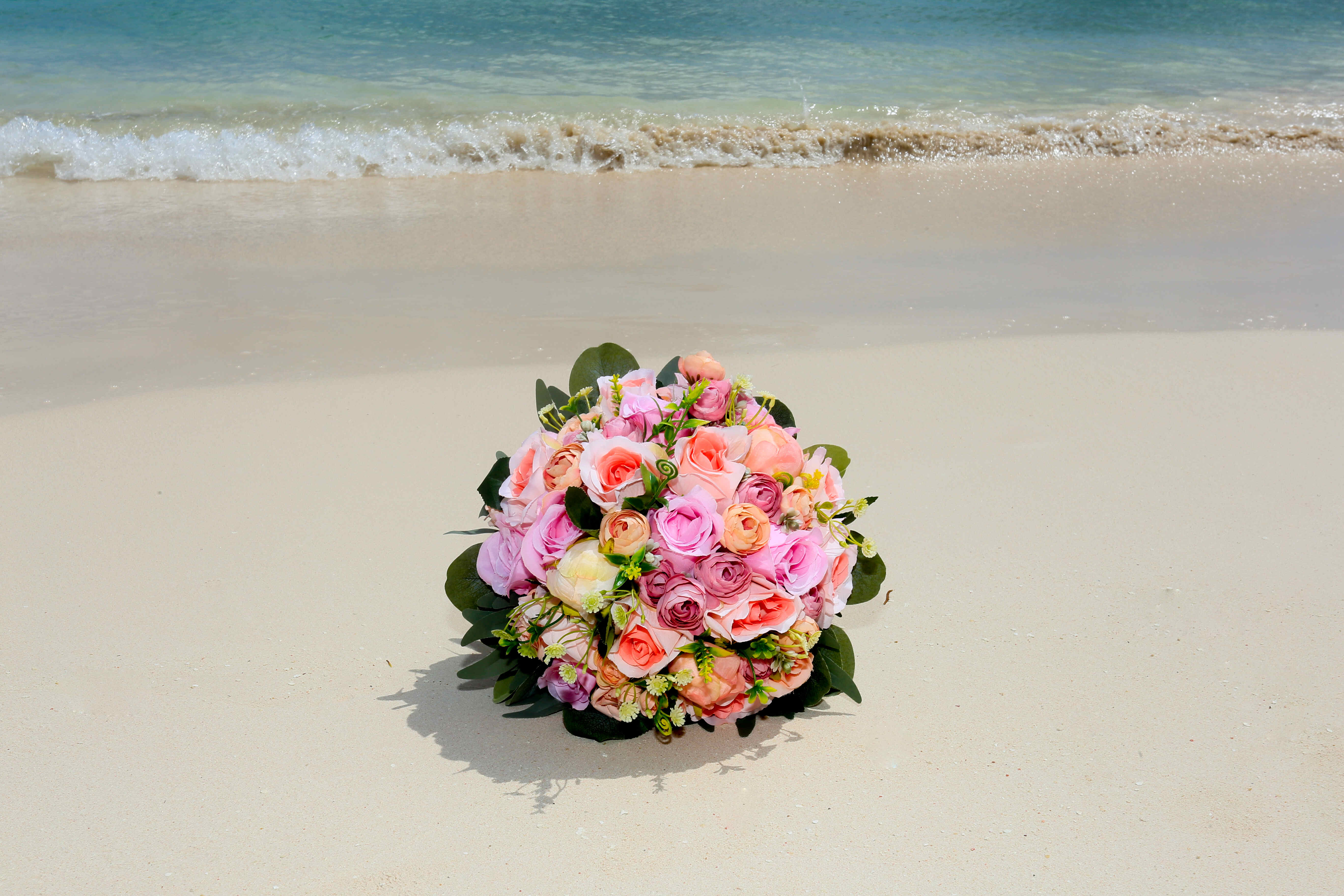 Book your wedding day in Vista Sol Punta Cana Beach Resort & Spa