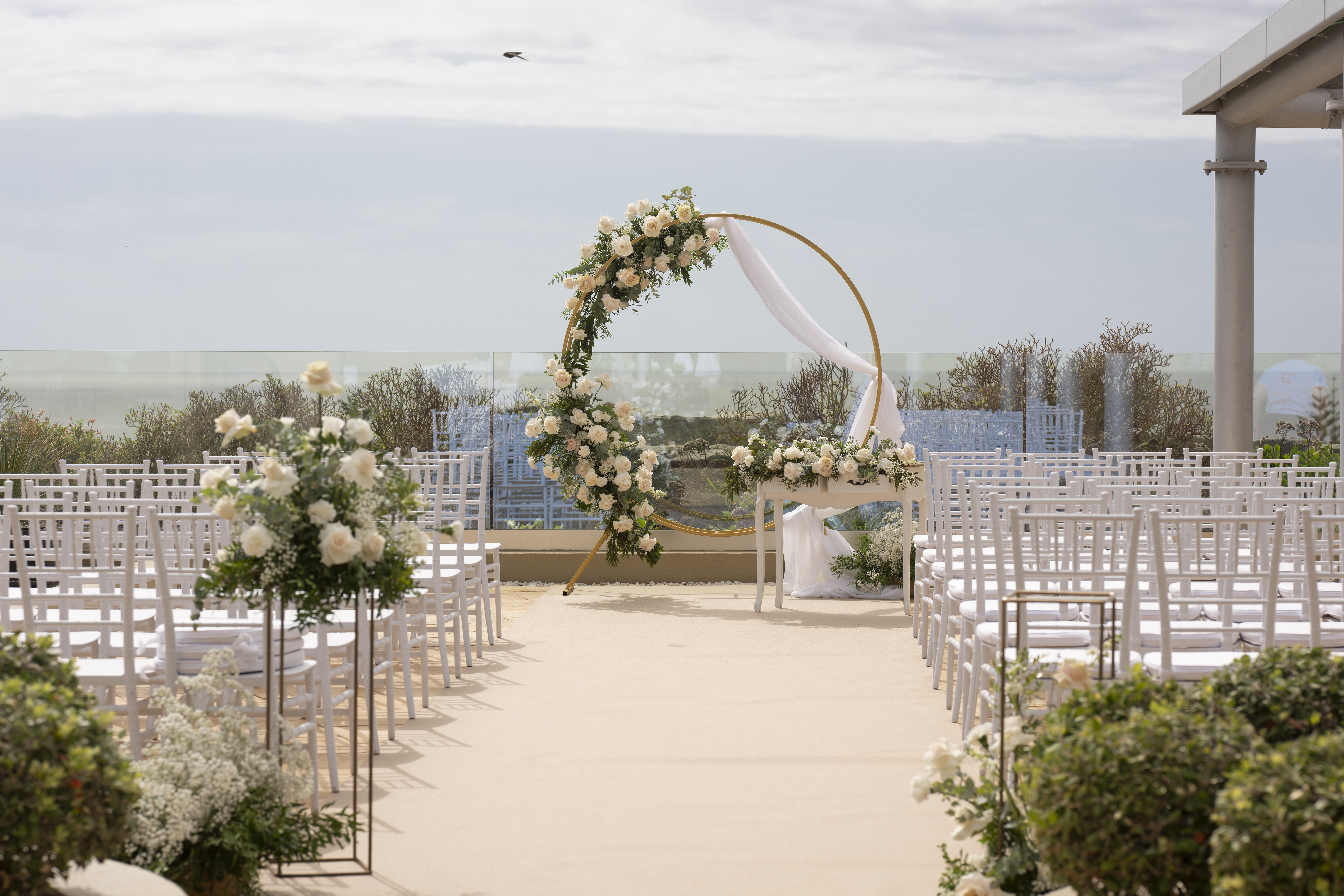 Book your wedding day in GF VICTORIA