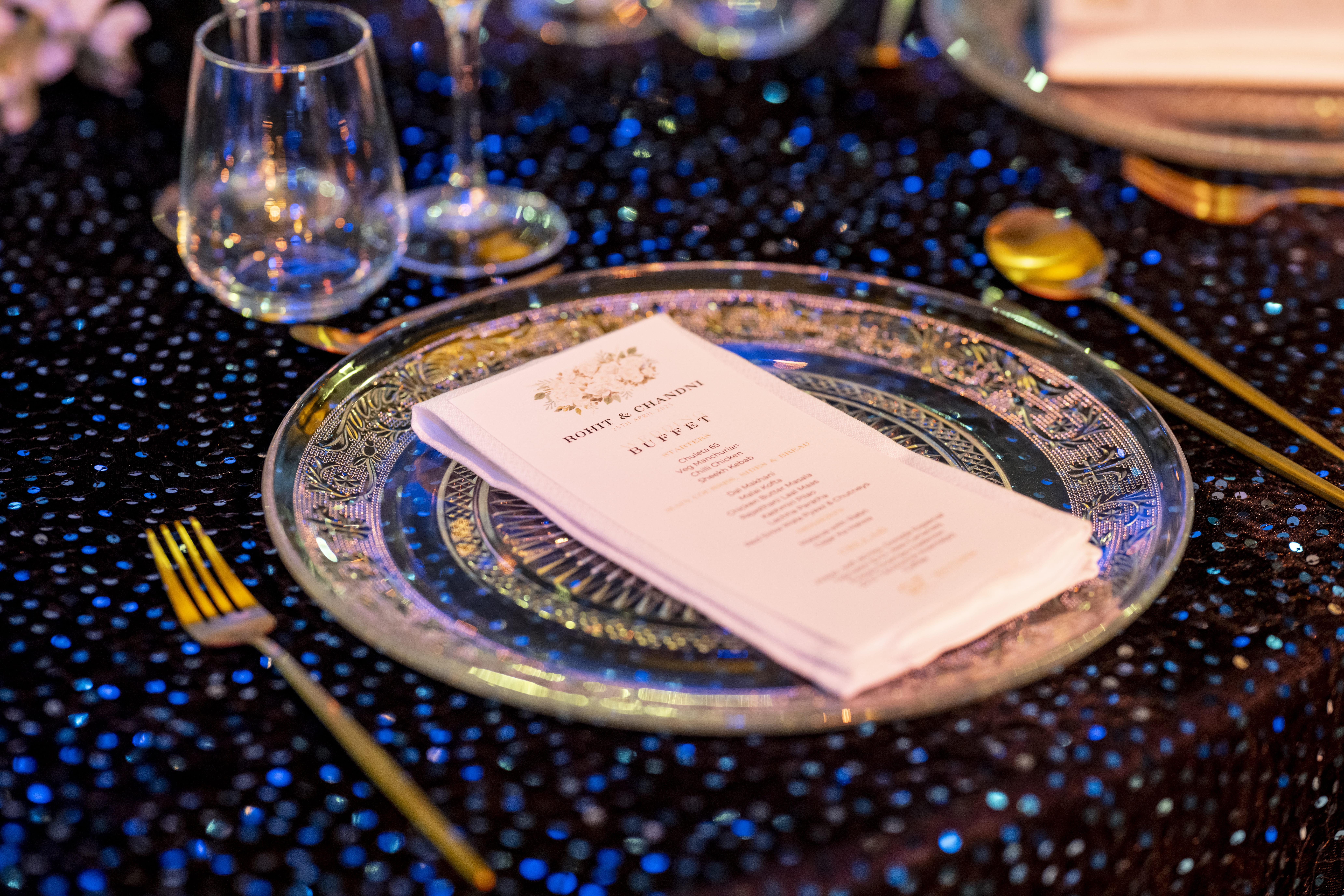 Book your wedding day in GF VICTORIA