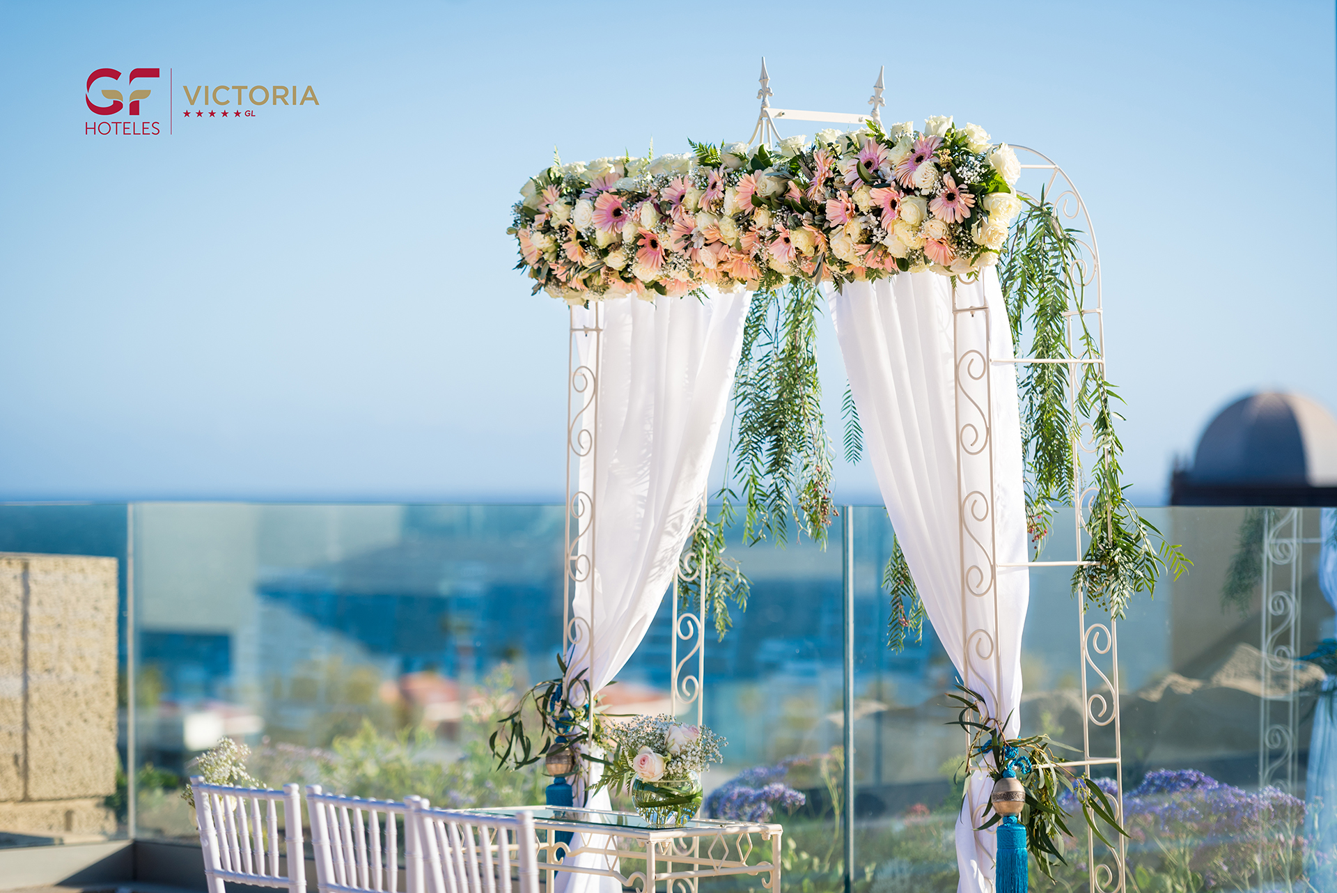 Book your wedding day in GF VICTORIA