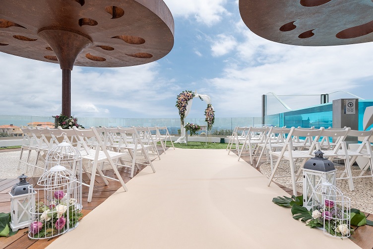 Book your wedding day in GF VICTORIA