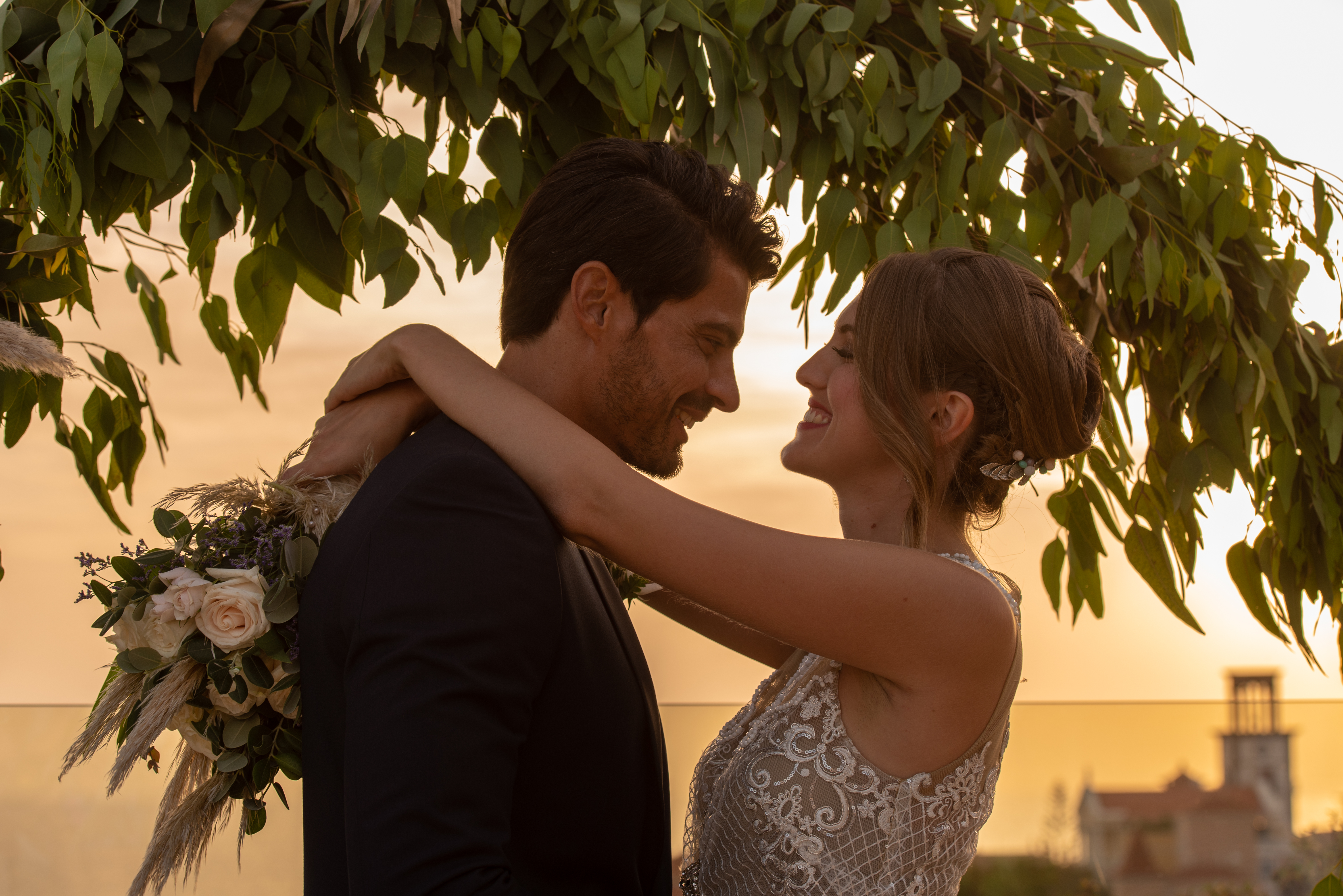 Book your wedding day in GF VICTORIA