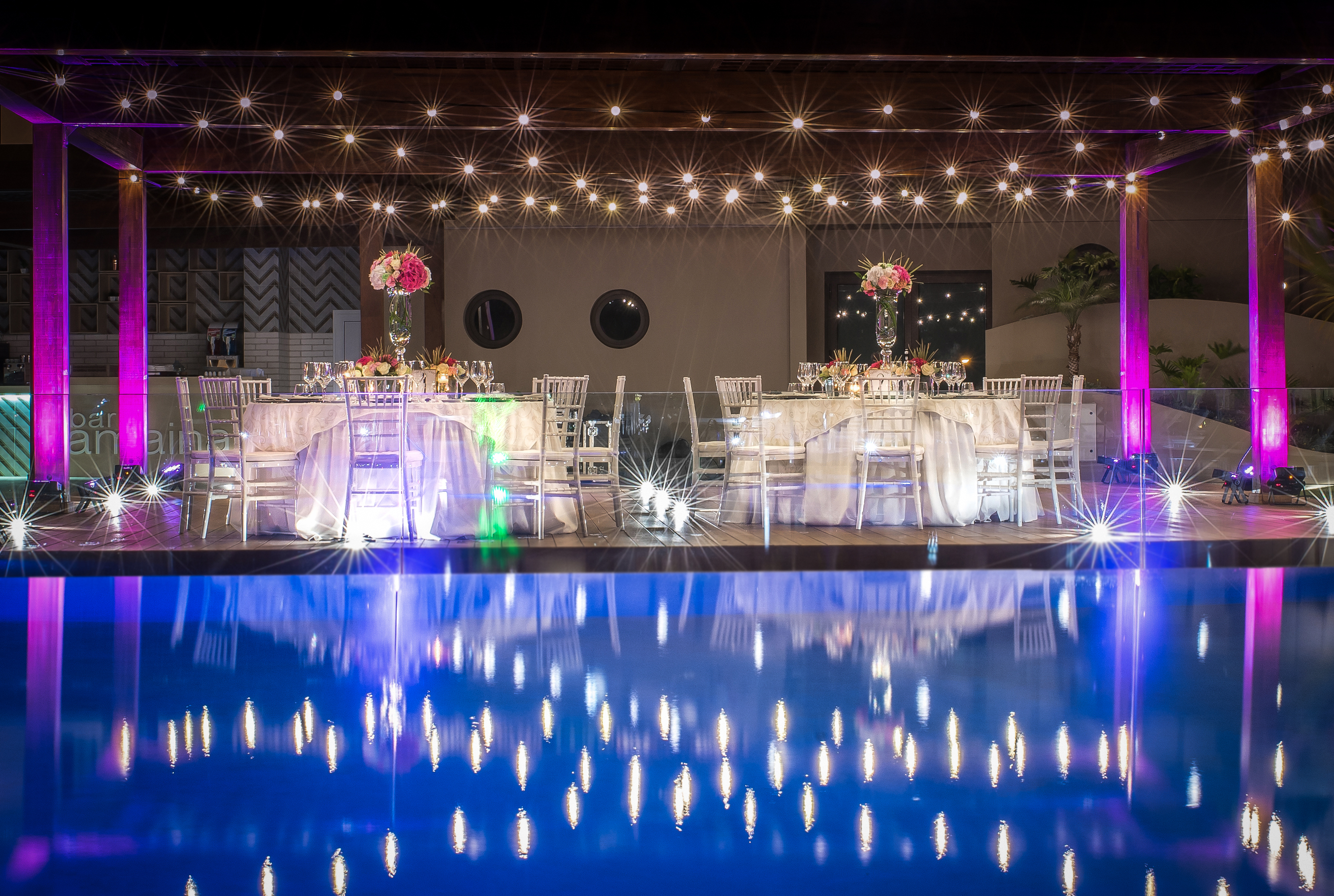 Book your wedding day in GF VICTORIA