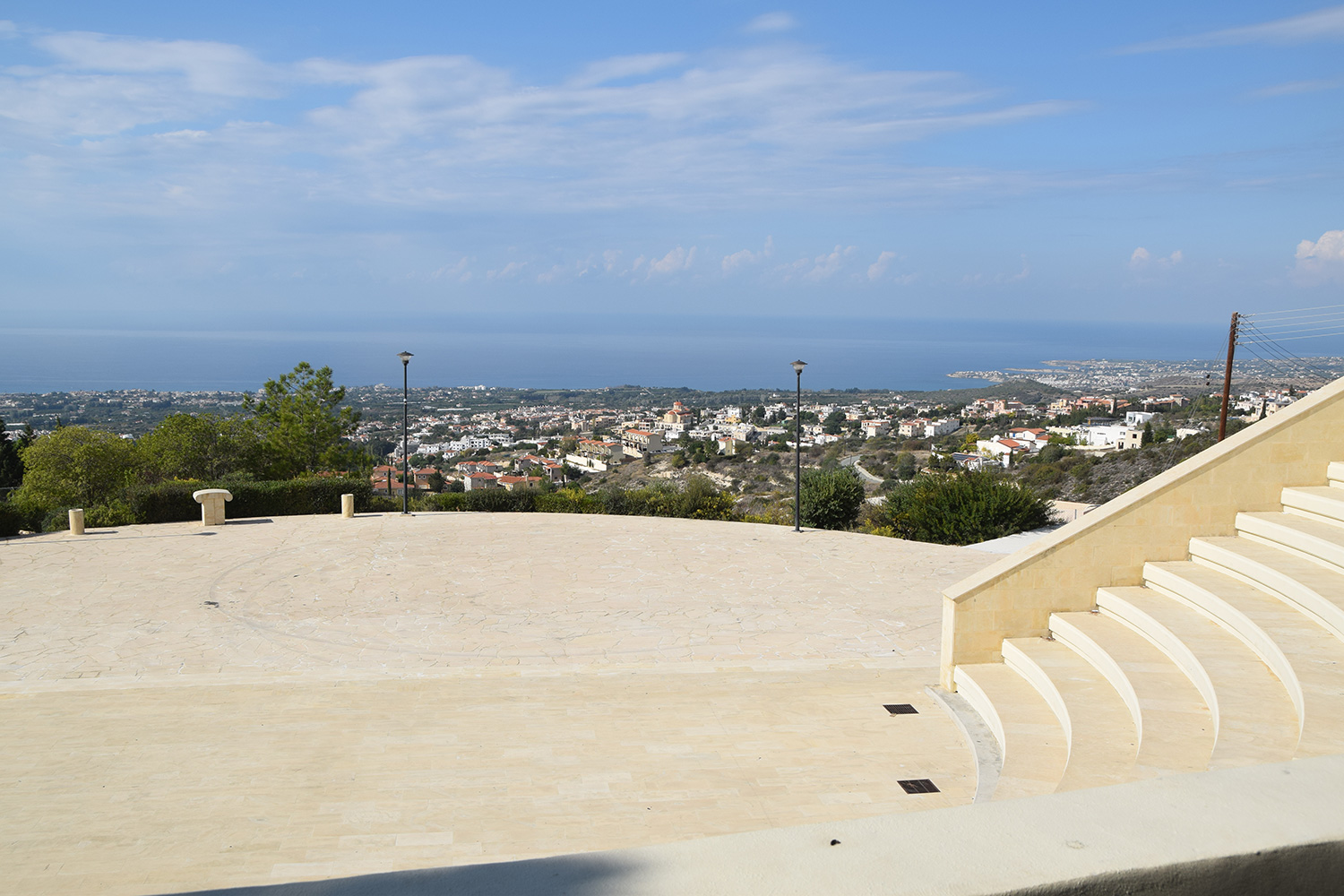 Book your wedding day in Amphitheatre of Tala