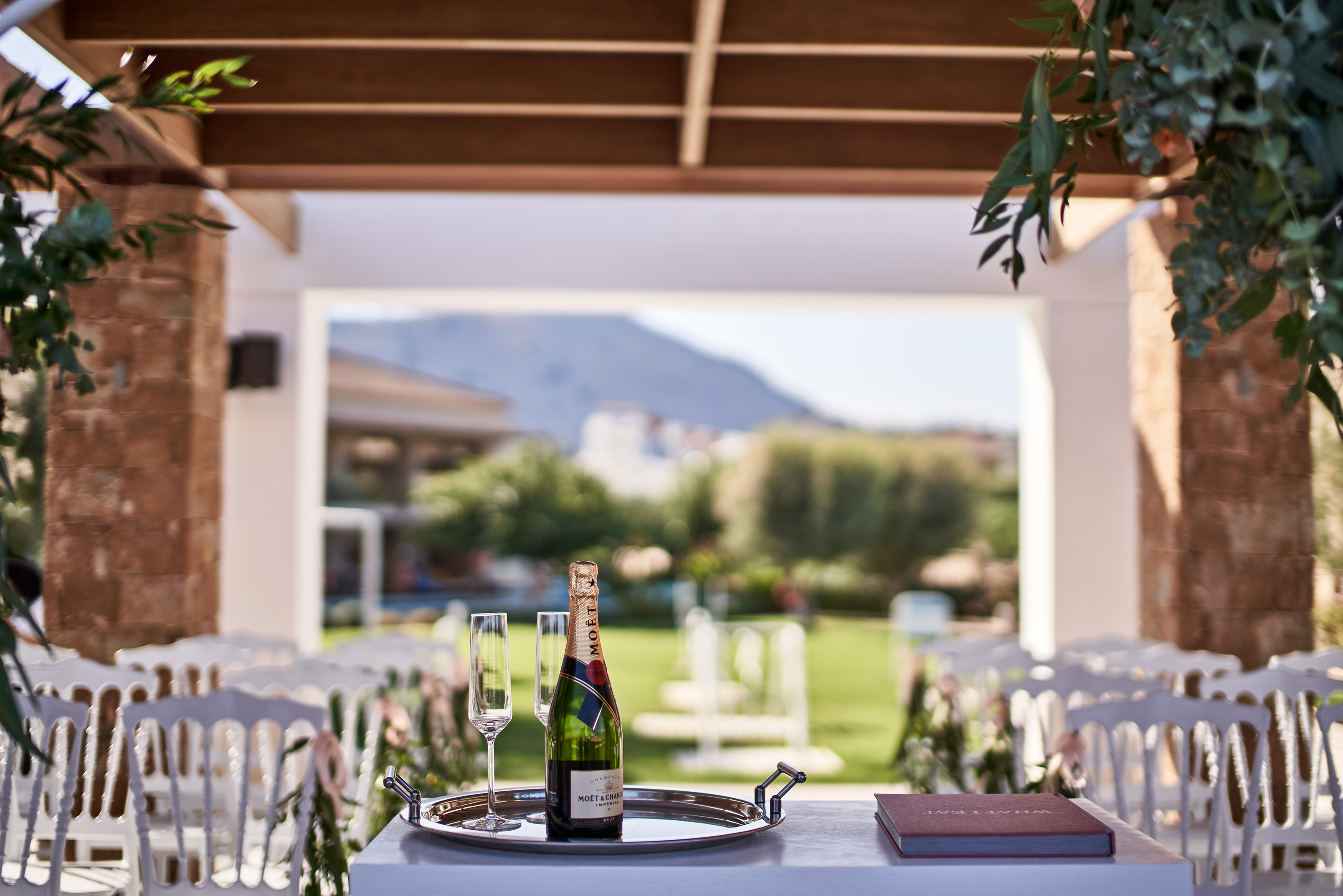 Book your wedding day in Atlantica Aegean Park
