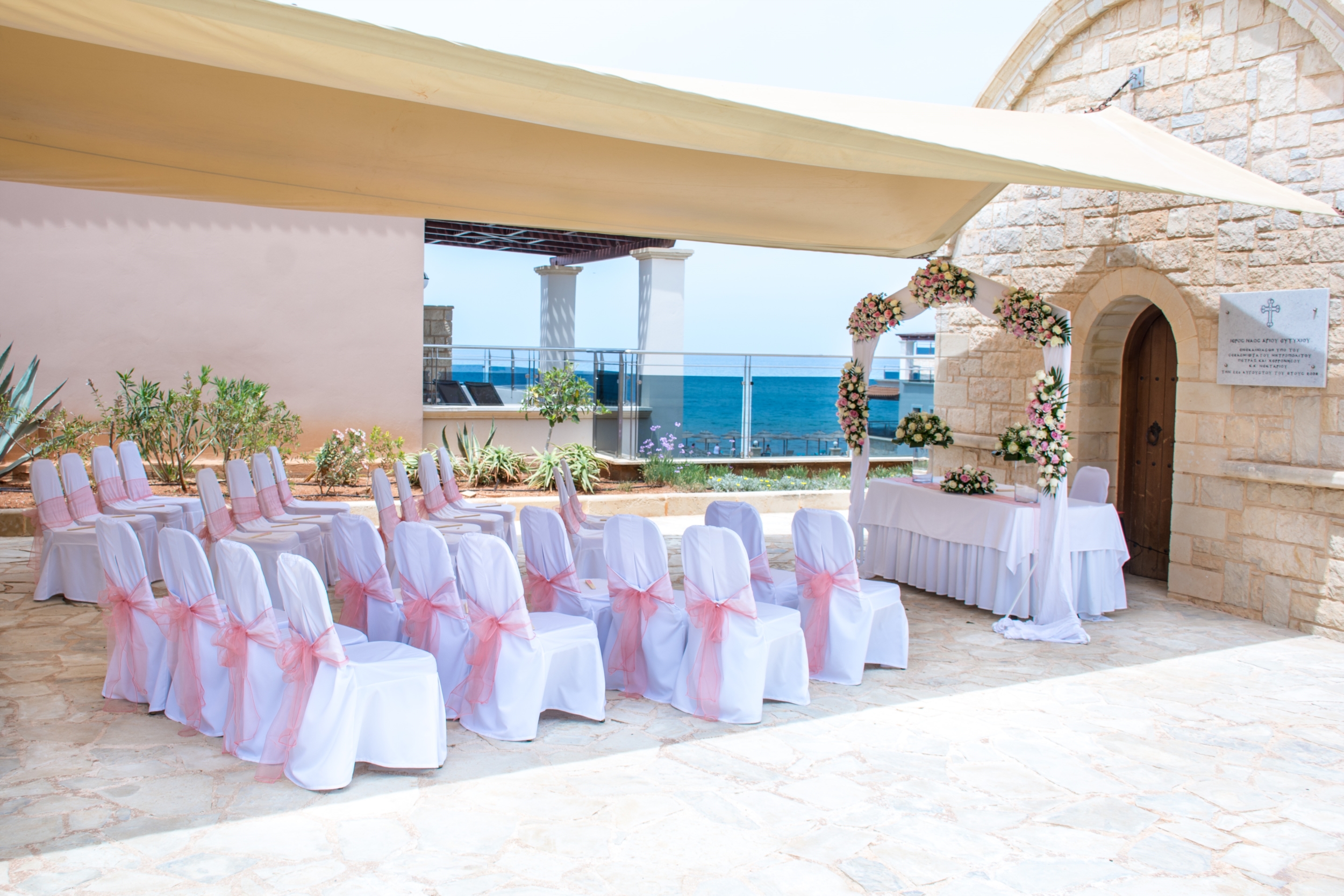 Book your wedding day in Atlantica Sensatori Resort Crete