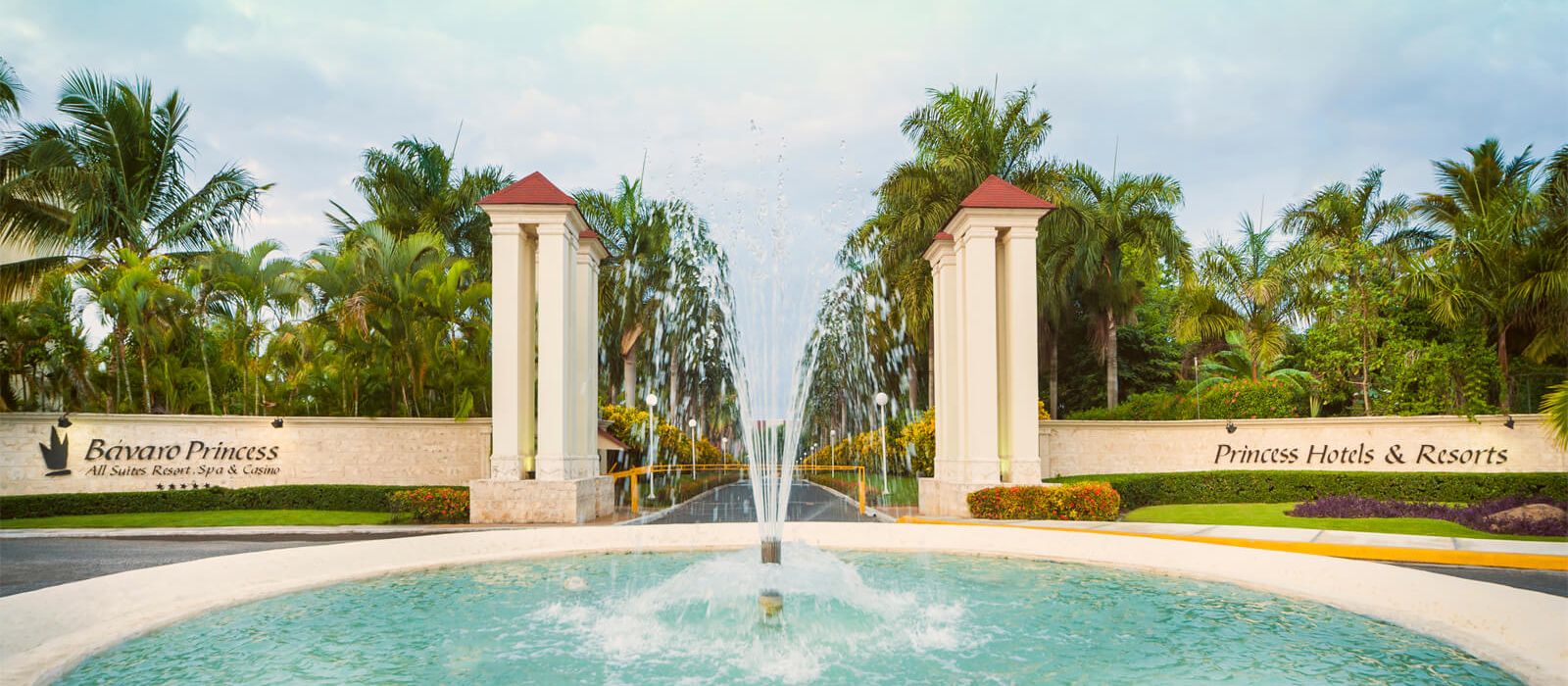 Book your wedding day in Grand Bávaro Princess