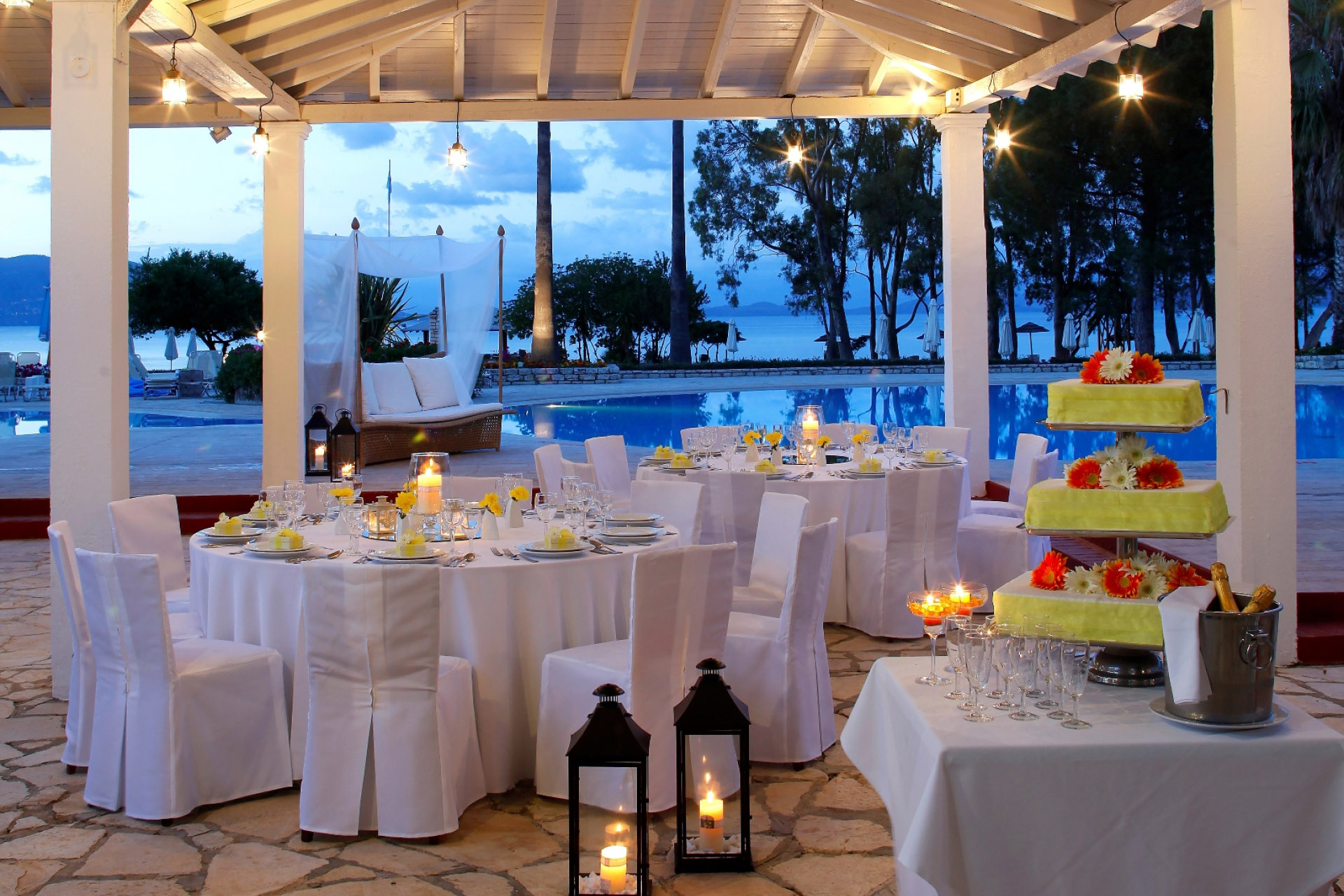 Book your wedding day in Family Life Kerkyra Golf Hotel Corfu