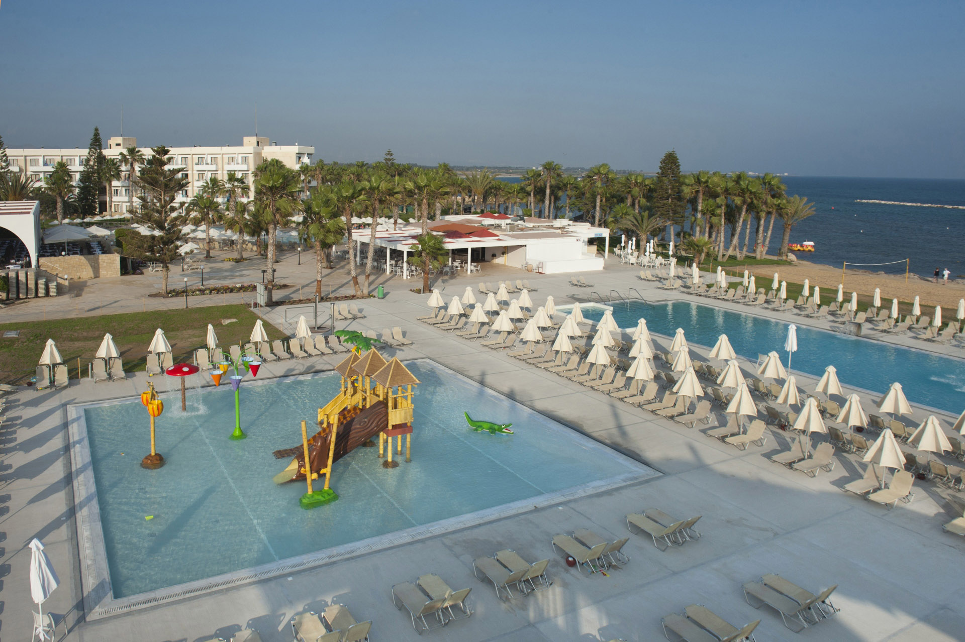 Book your wedding day in Louis Phaethon Beach Hotel Paphos