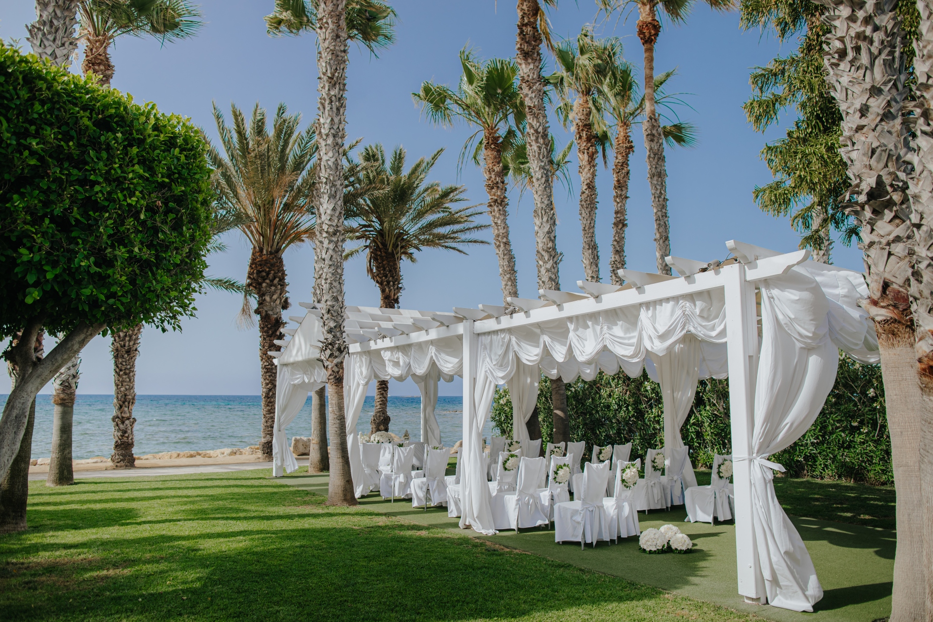 Book your wedding day in Louis Phaethon Beach Hotel Paphos