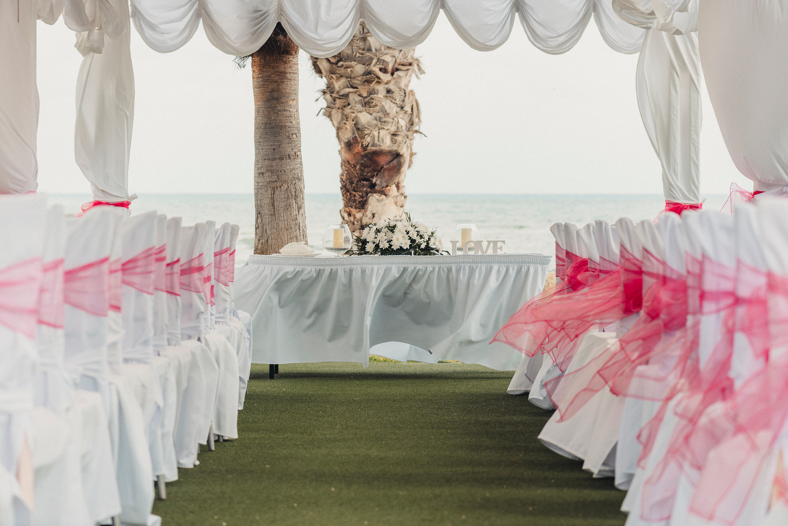 Book your wedding day in Louis Phaethon Beach Hotel Paphos