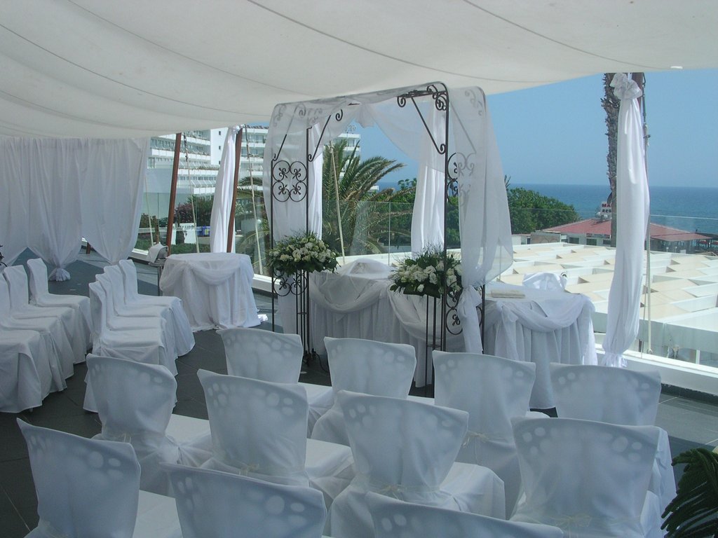 Book your wedding day in Napa Mermaid Design Hotel & Suites Ayia Napa