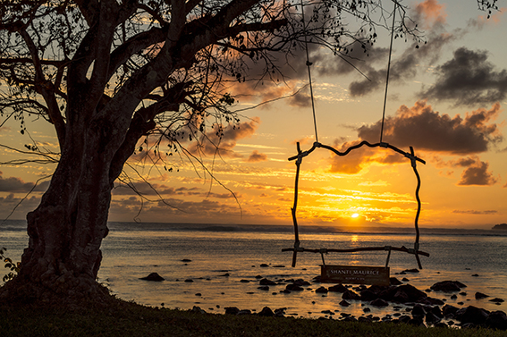 Book your wedding day in Shanti Maurice Resort & Spa