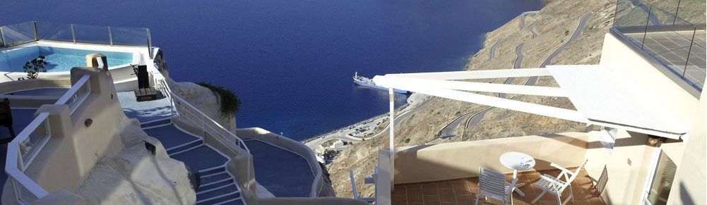 Book your wedding day in Suites of the Gods Spa Hotel Santorini