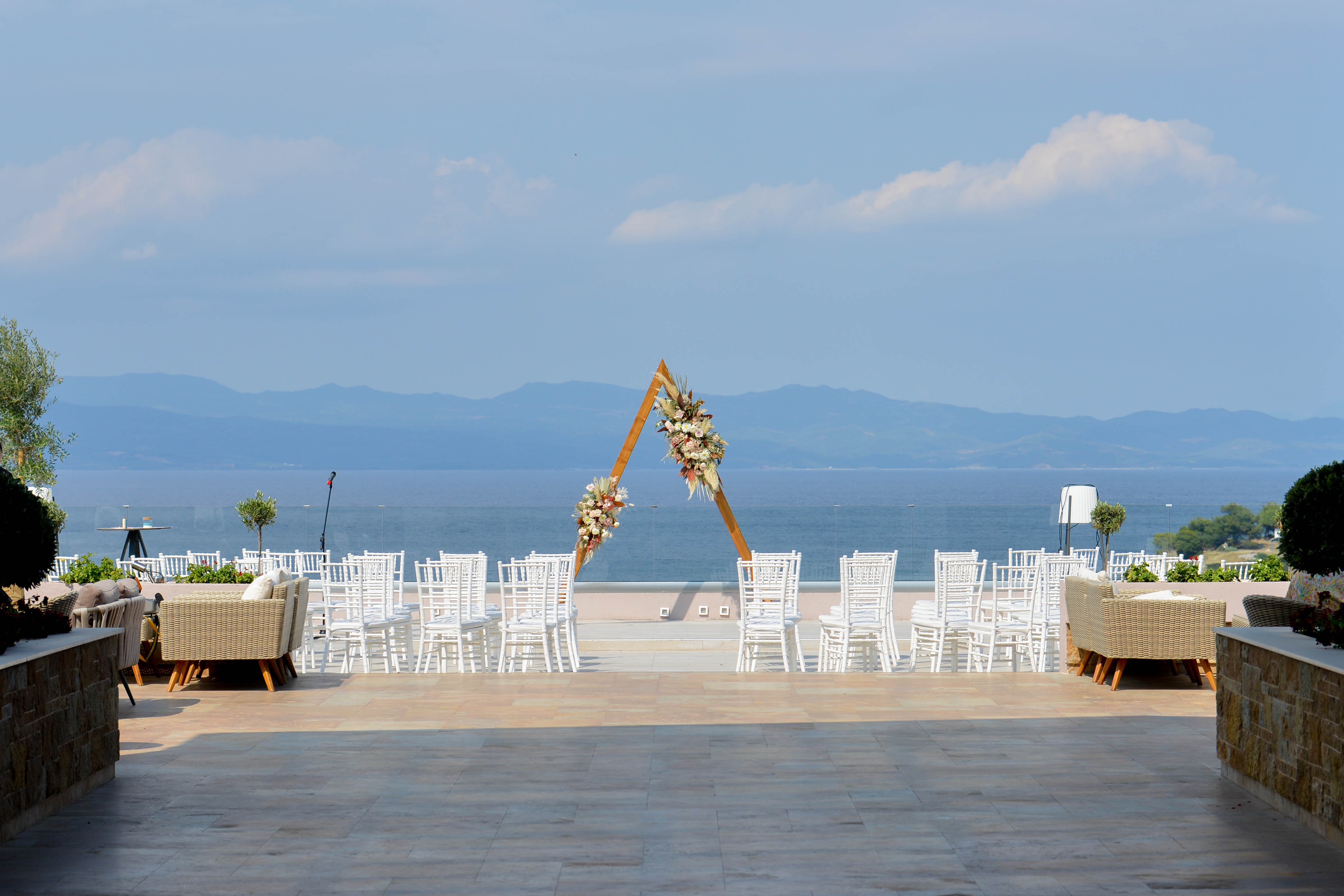 Book your wedding day in Miraggio Thermal Spa Resort Halkidiki