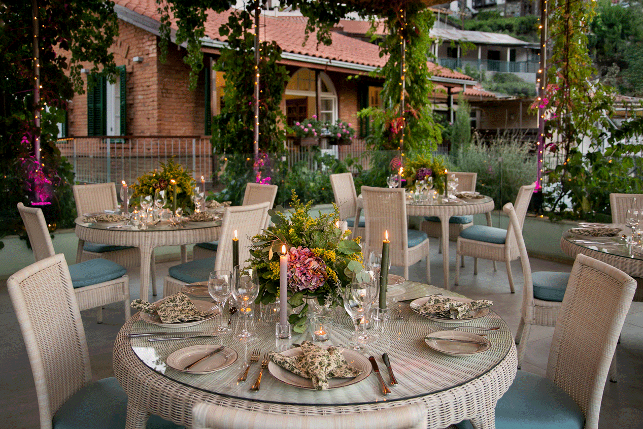 Image: http://www.bookyourweddingday.com/images/media/uploadfiles/9956.png